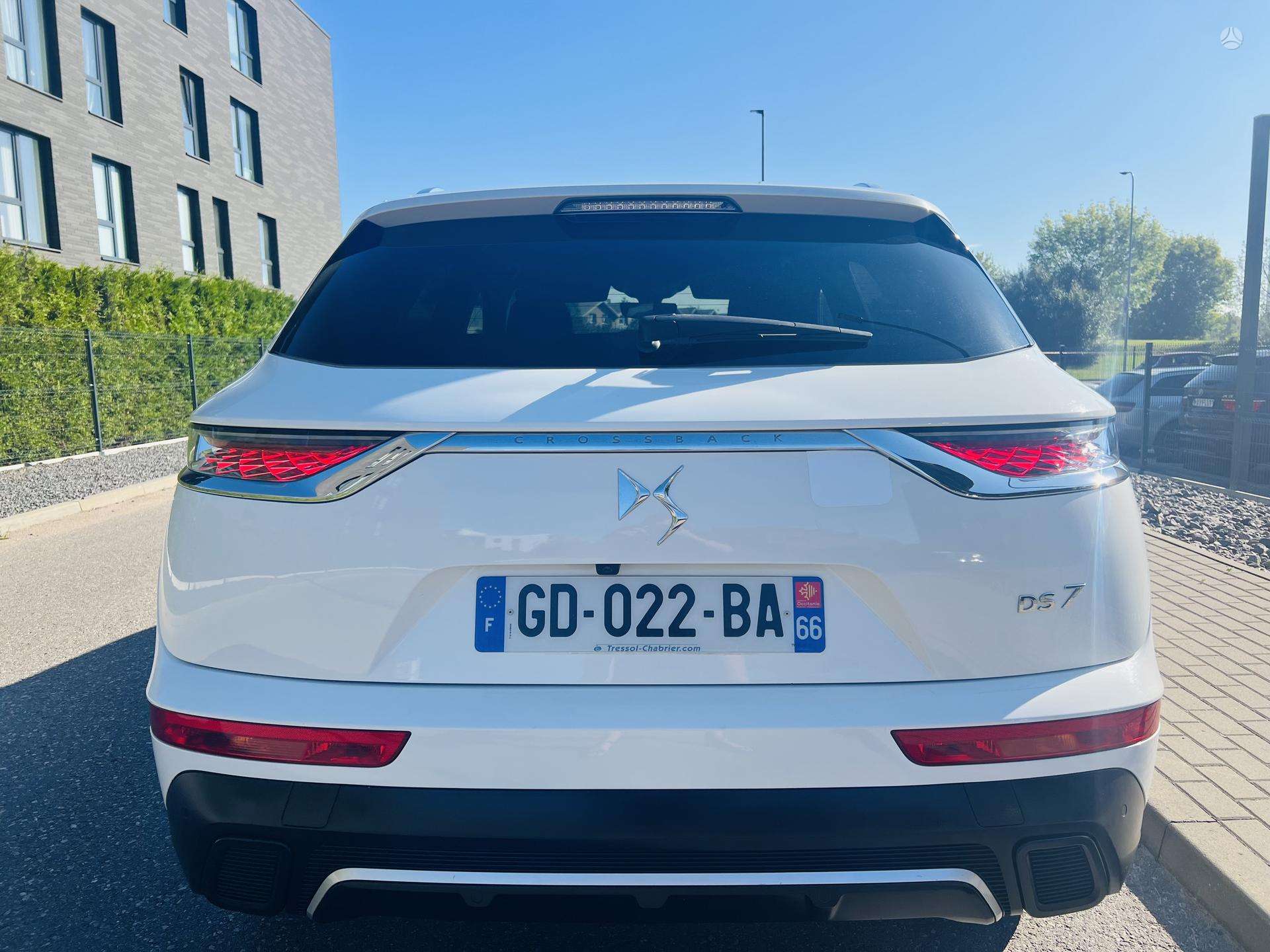 DS Automobiles DS7 Crossback фото 11