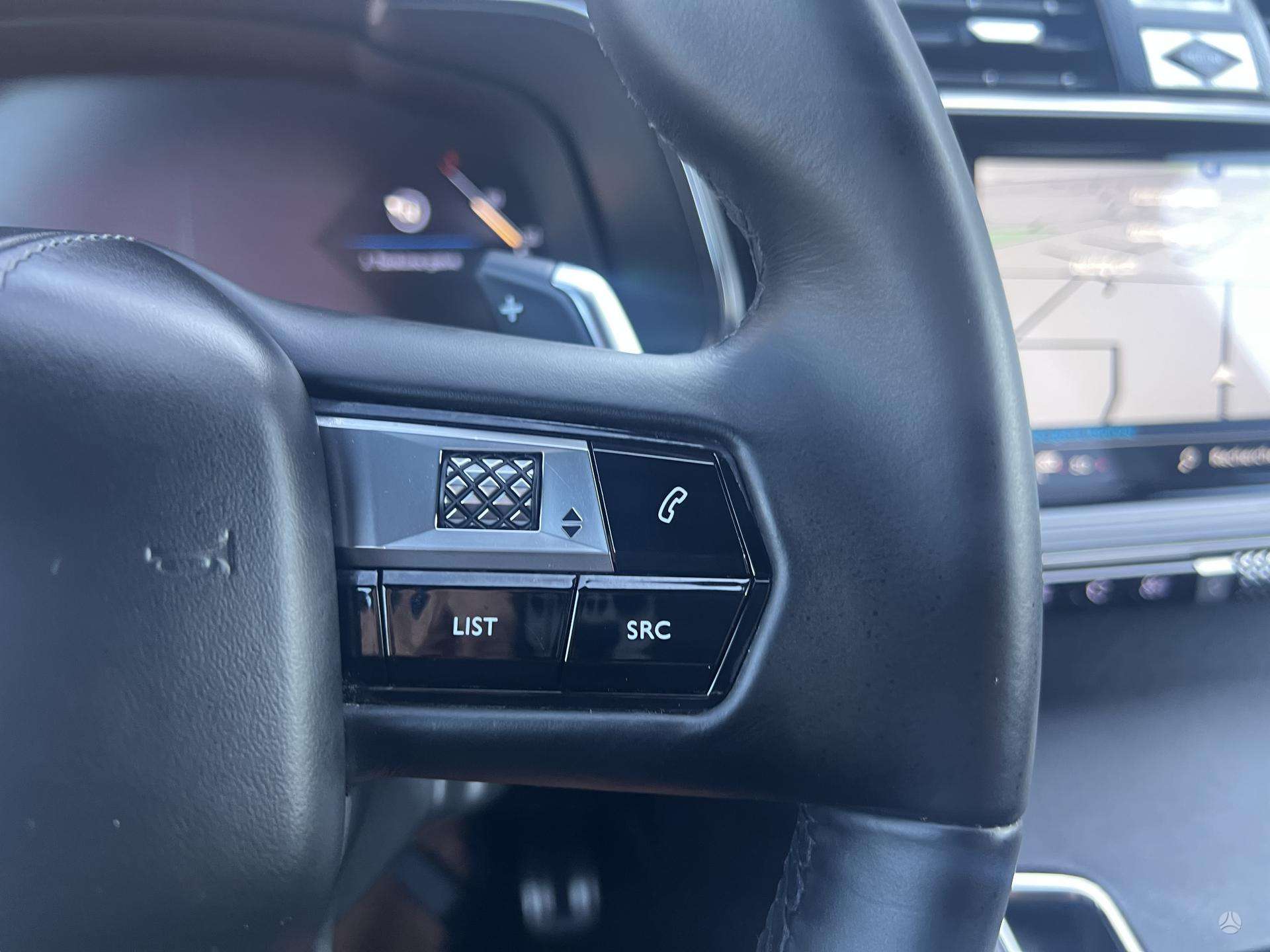 DS Automobiles DS7 Crossback фото 21