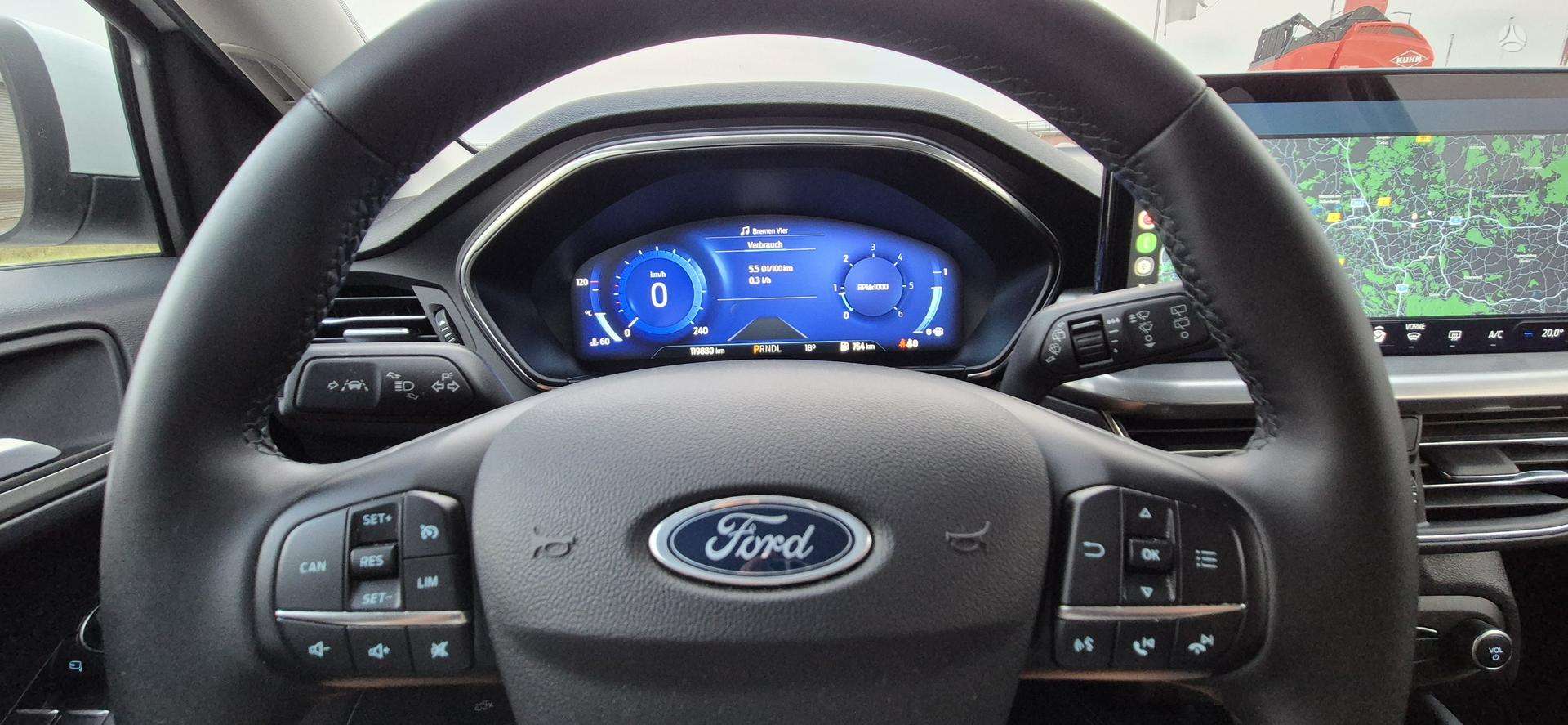 Ford Focus фото 8