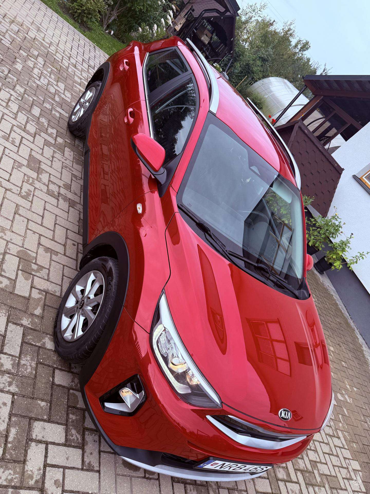Kia Stonic фото 8