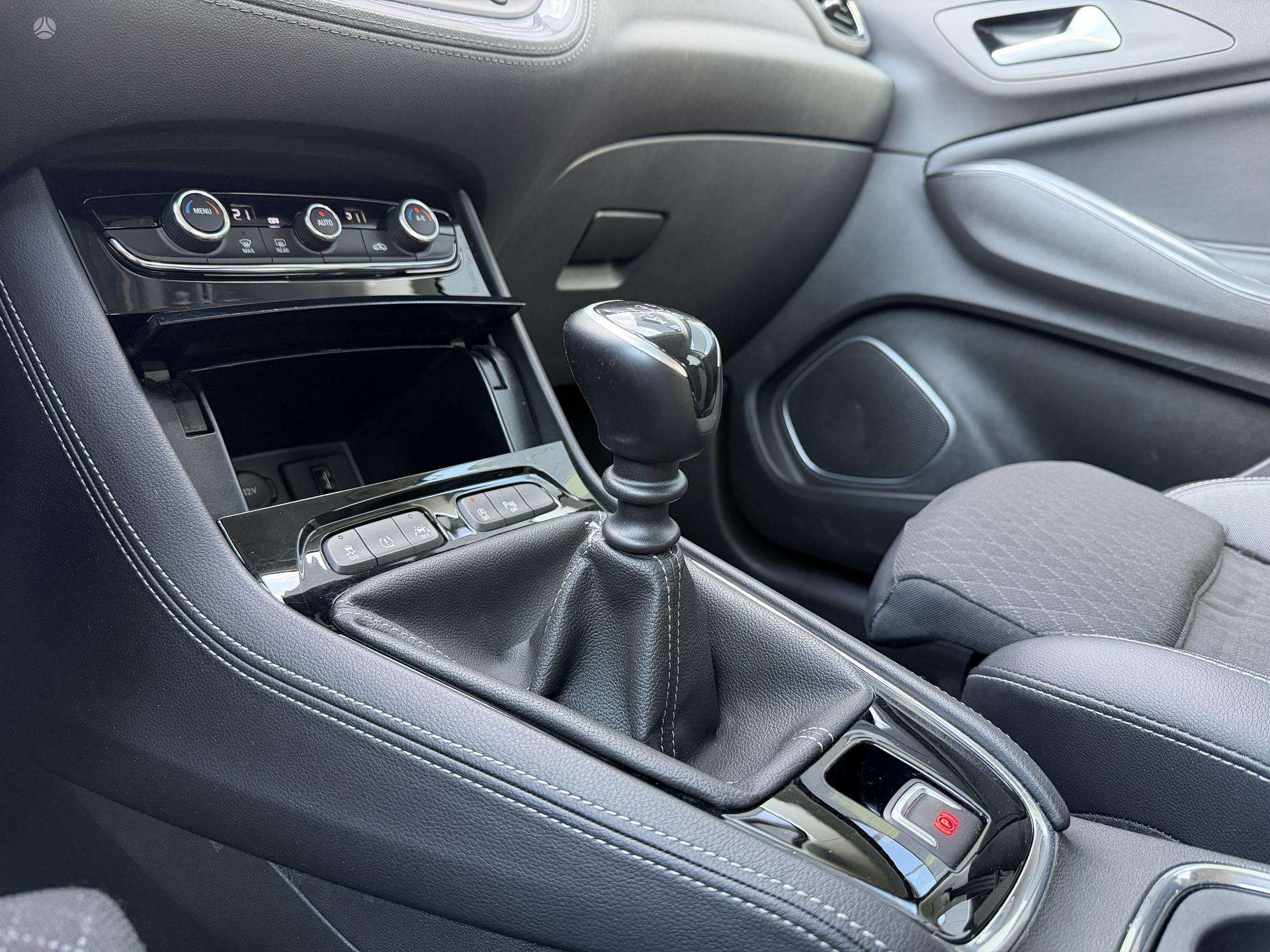Opel Grandland X фото 22