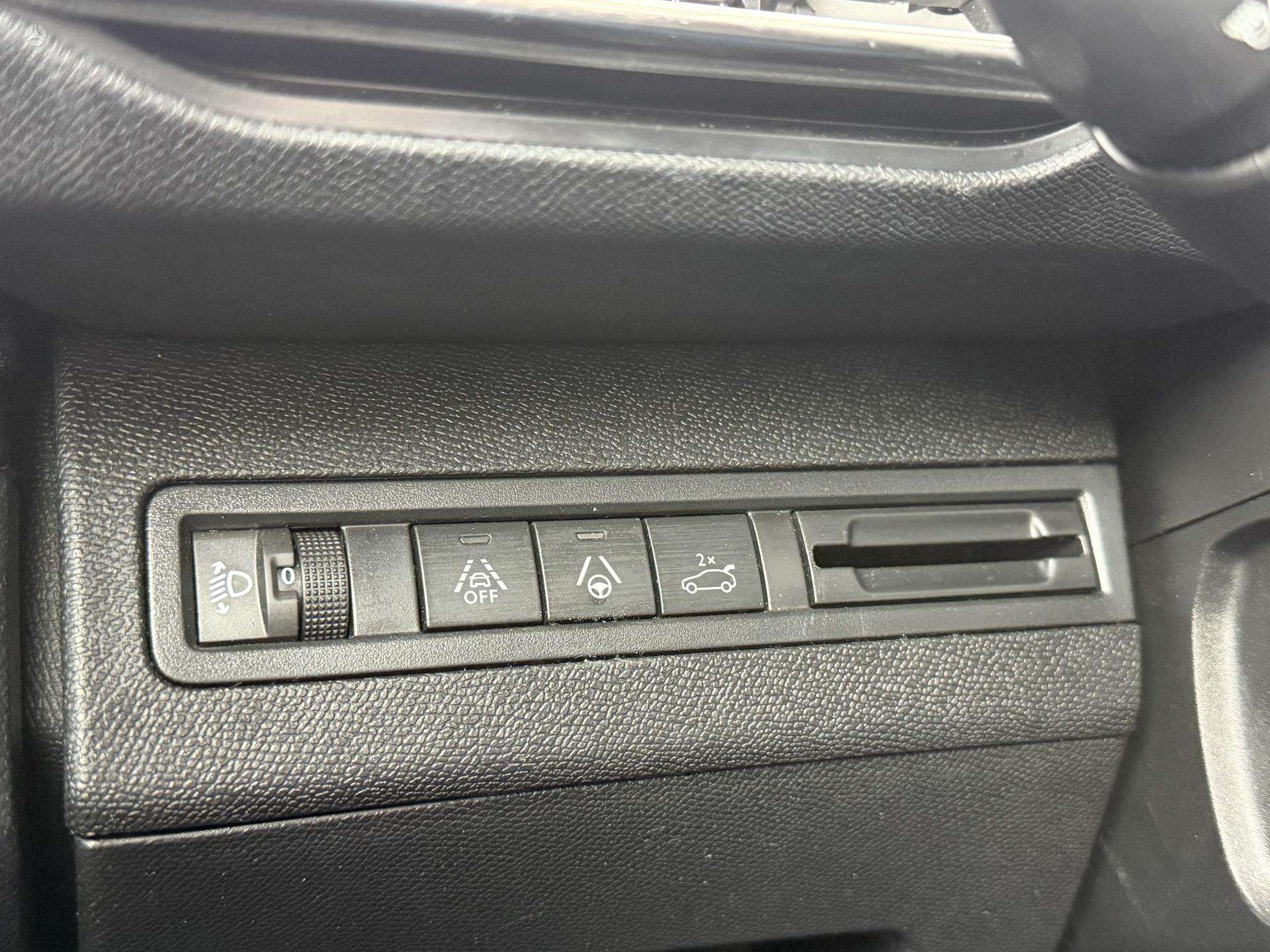 Peugeot 3008 фото 25