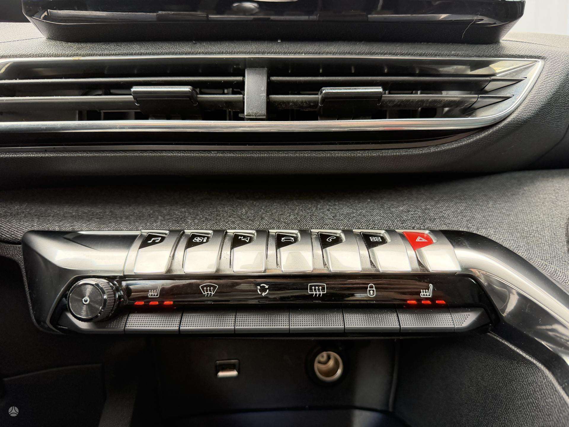 Peugeot 3008 фото 28