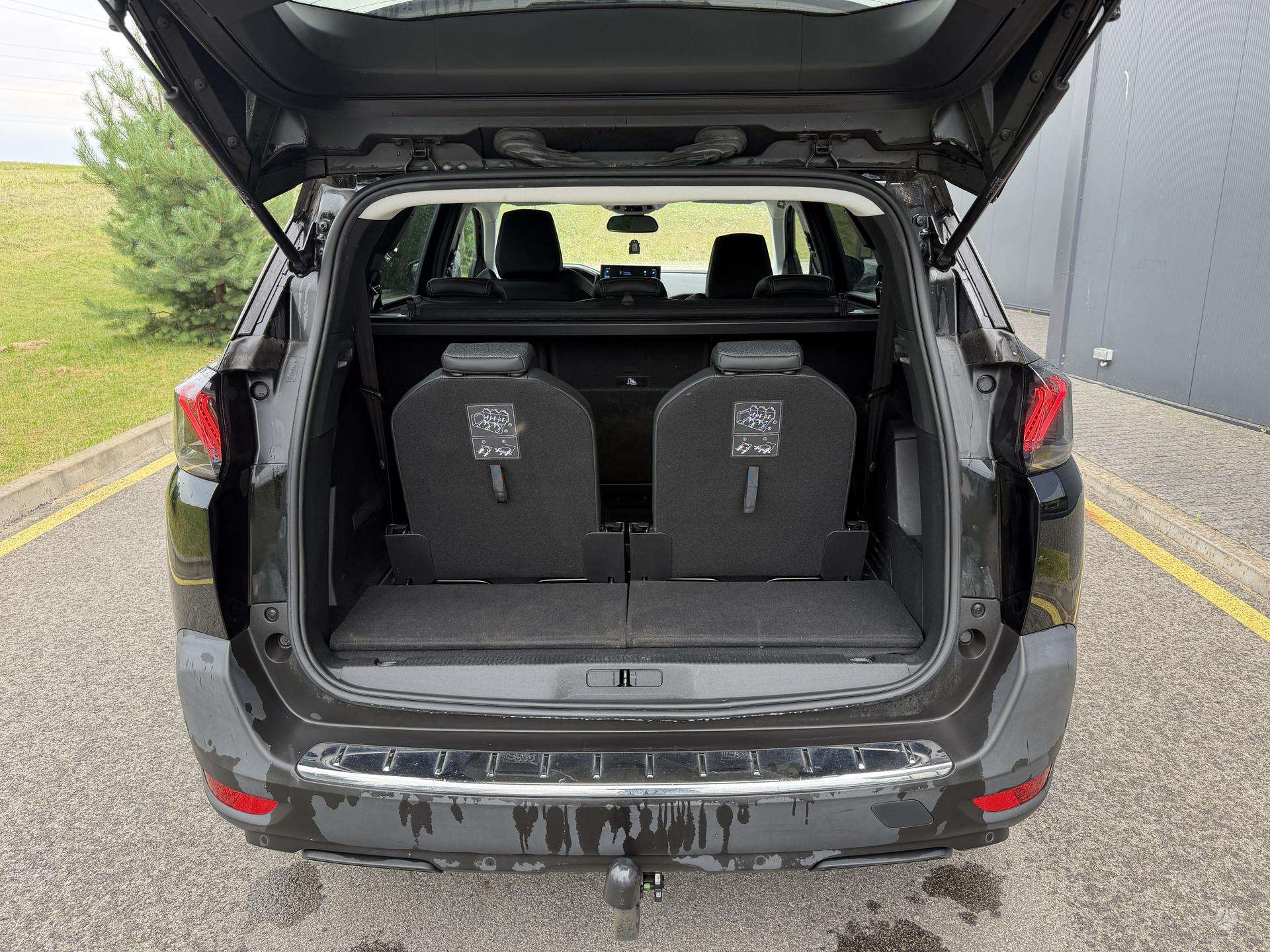 Peugeot 5008 фото 9
