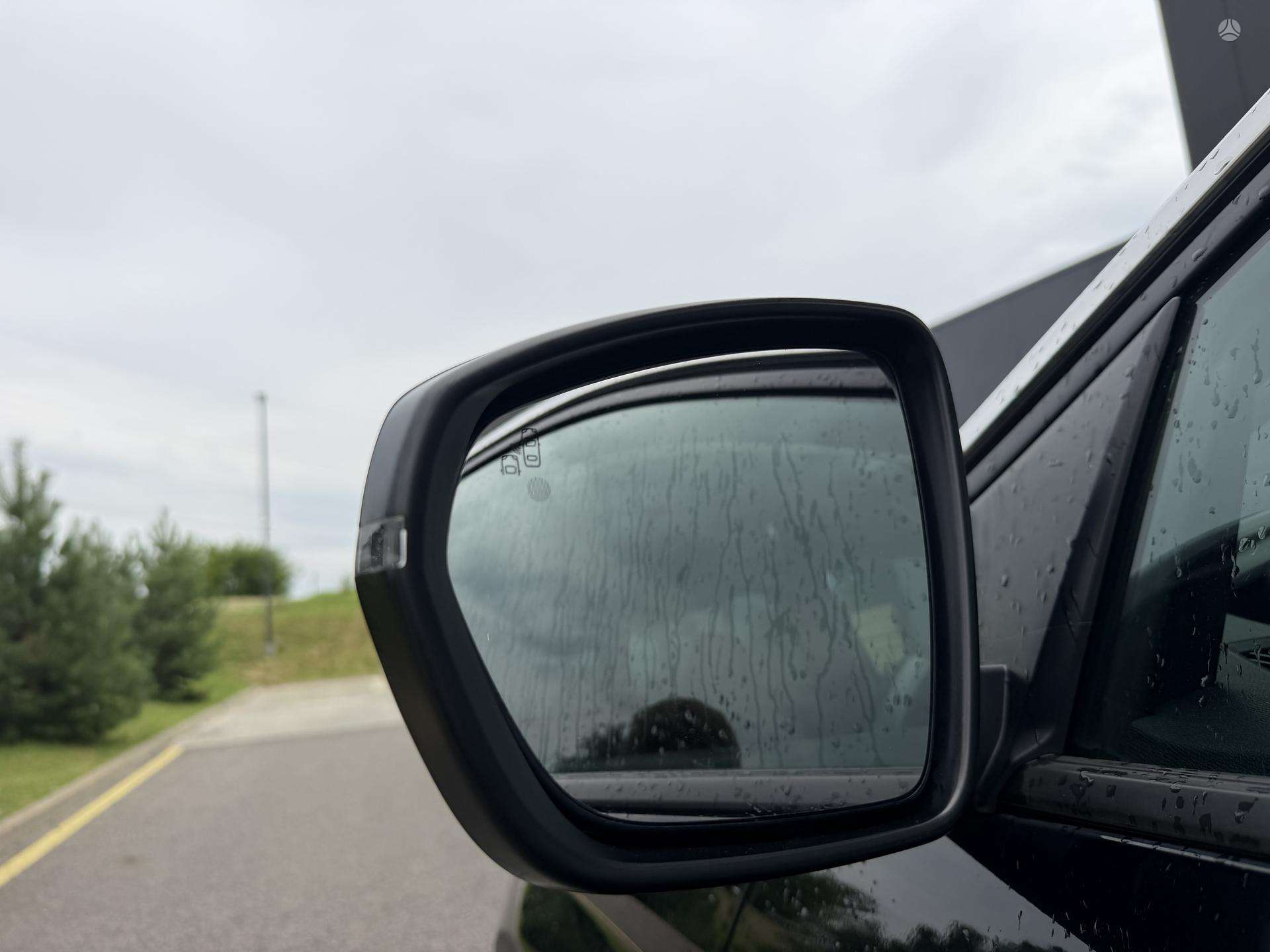 Peugeot 5008 фото 12