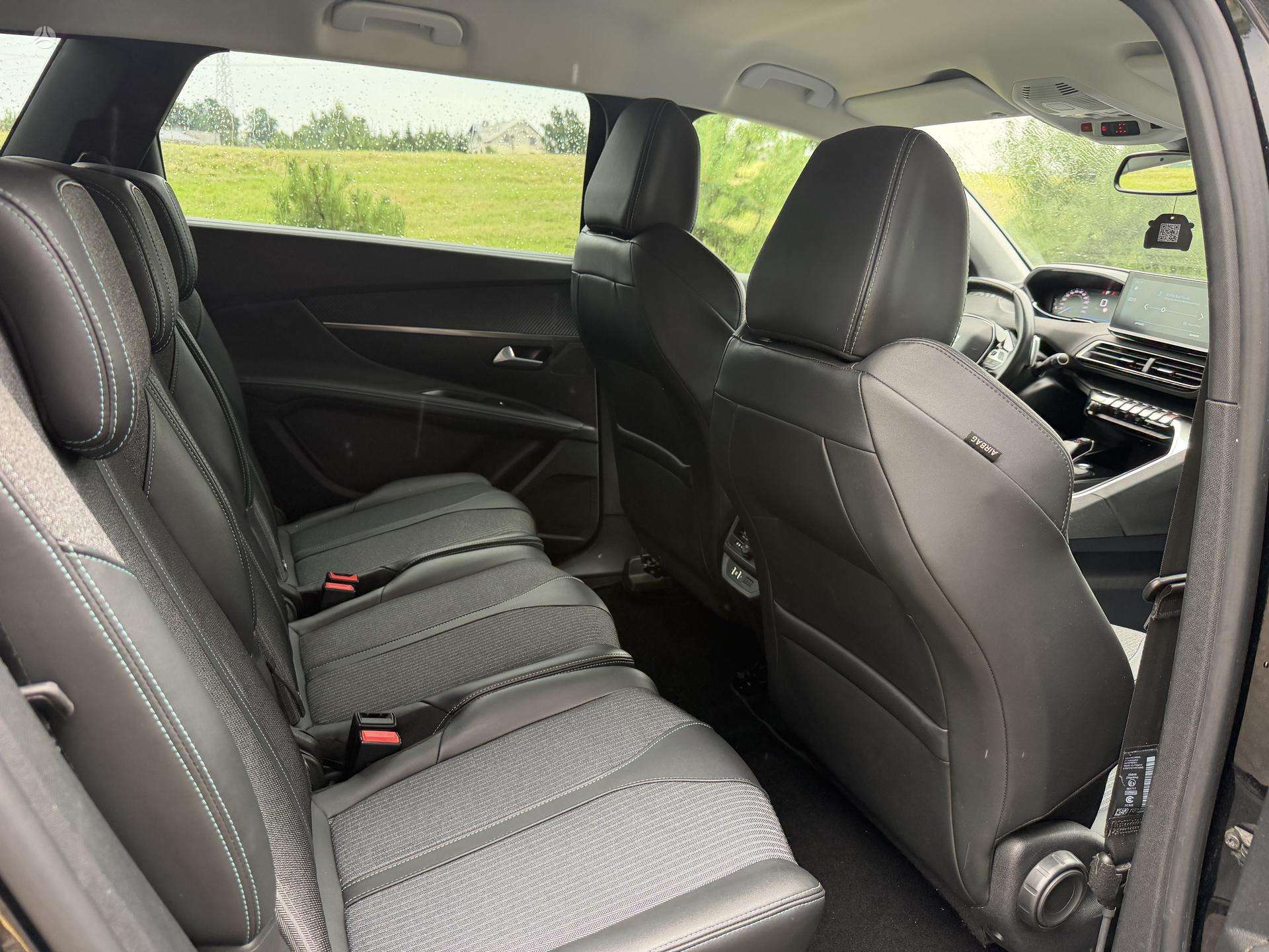 Peugeot 5008 фото 16