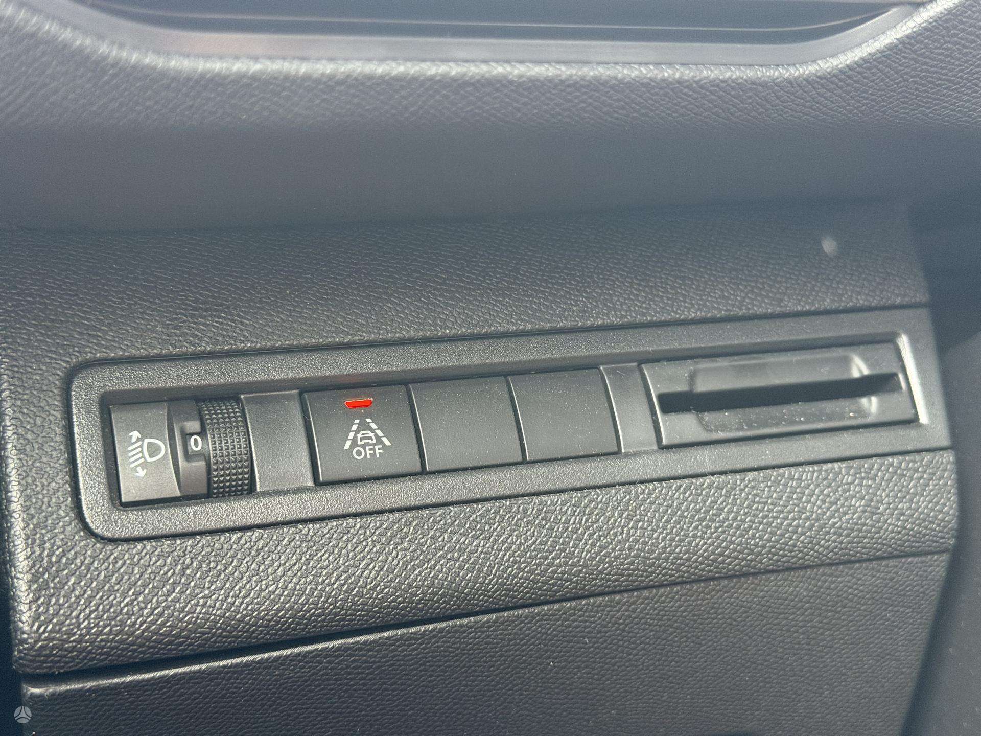 Peugeot 5008 фото 22