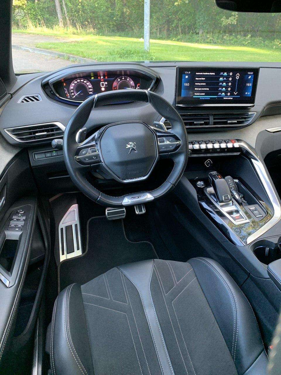 Peugeot 5008 фото 10