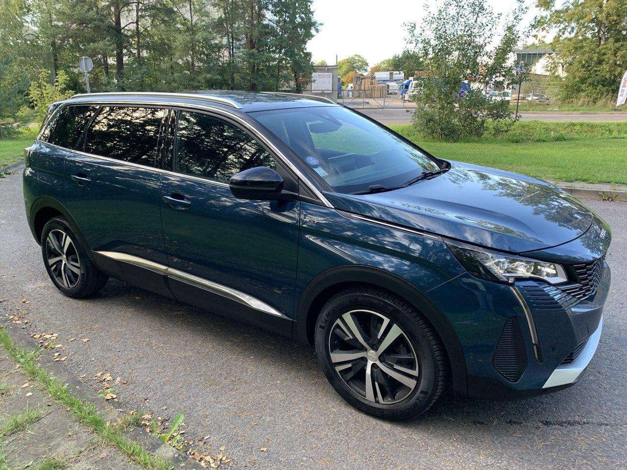 Peugeot 5008 фото 11