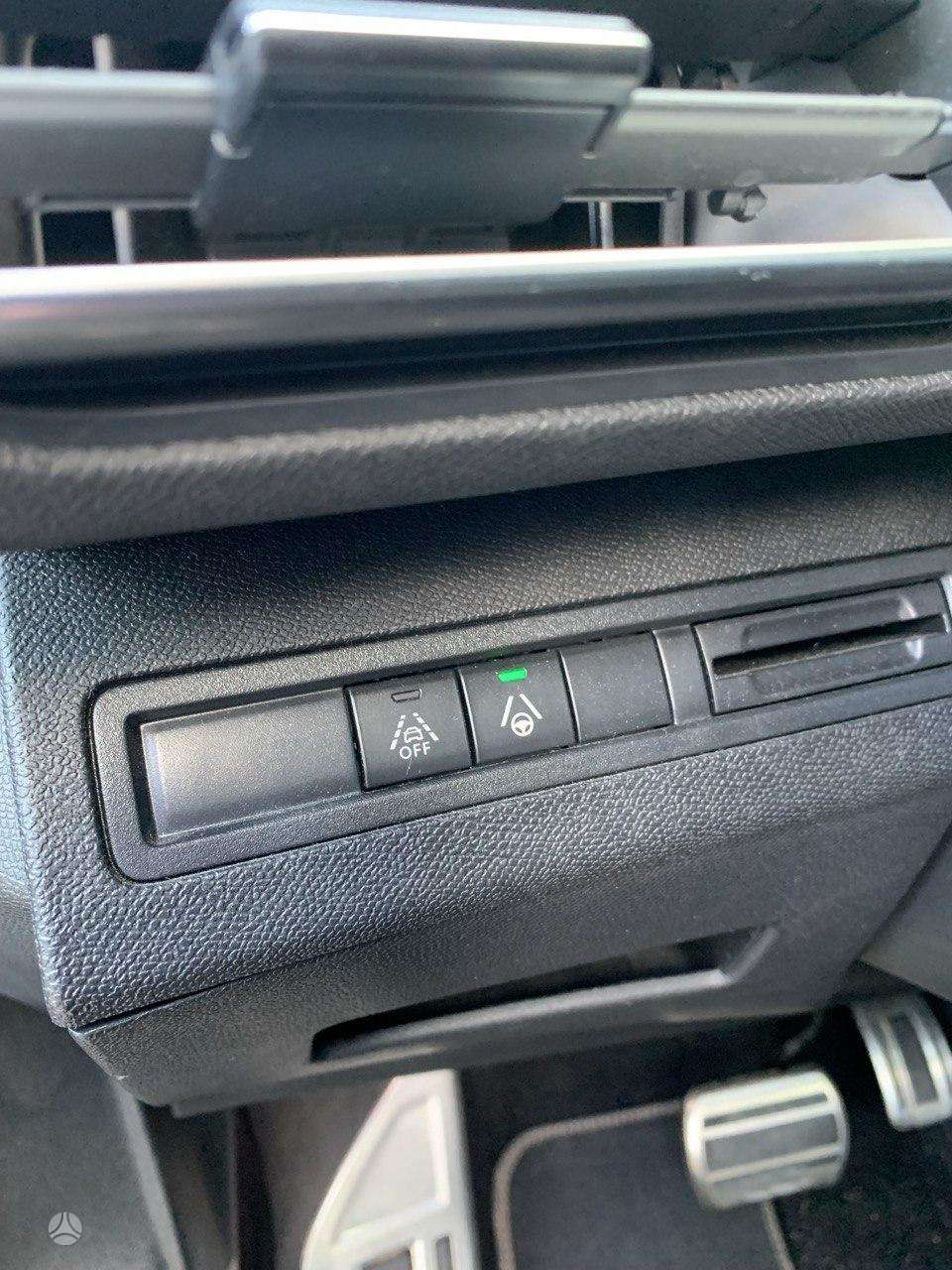 Peugeot 5008 фото 19