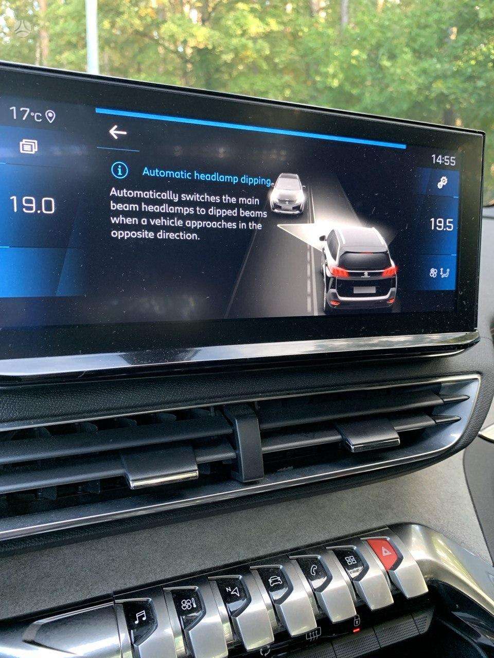 Peugeot 5008 фото 36