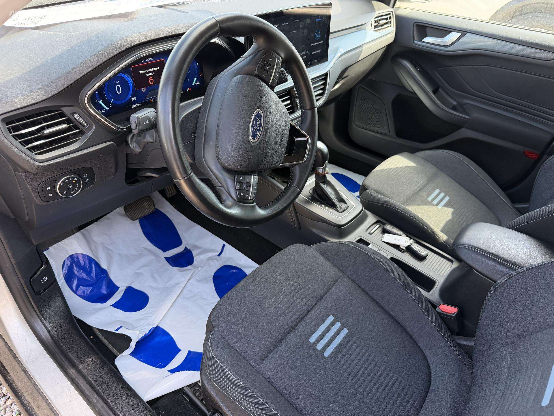 Ford Focus фото 10
