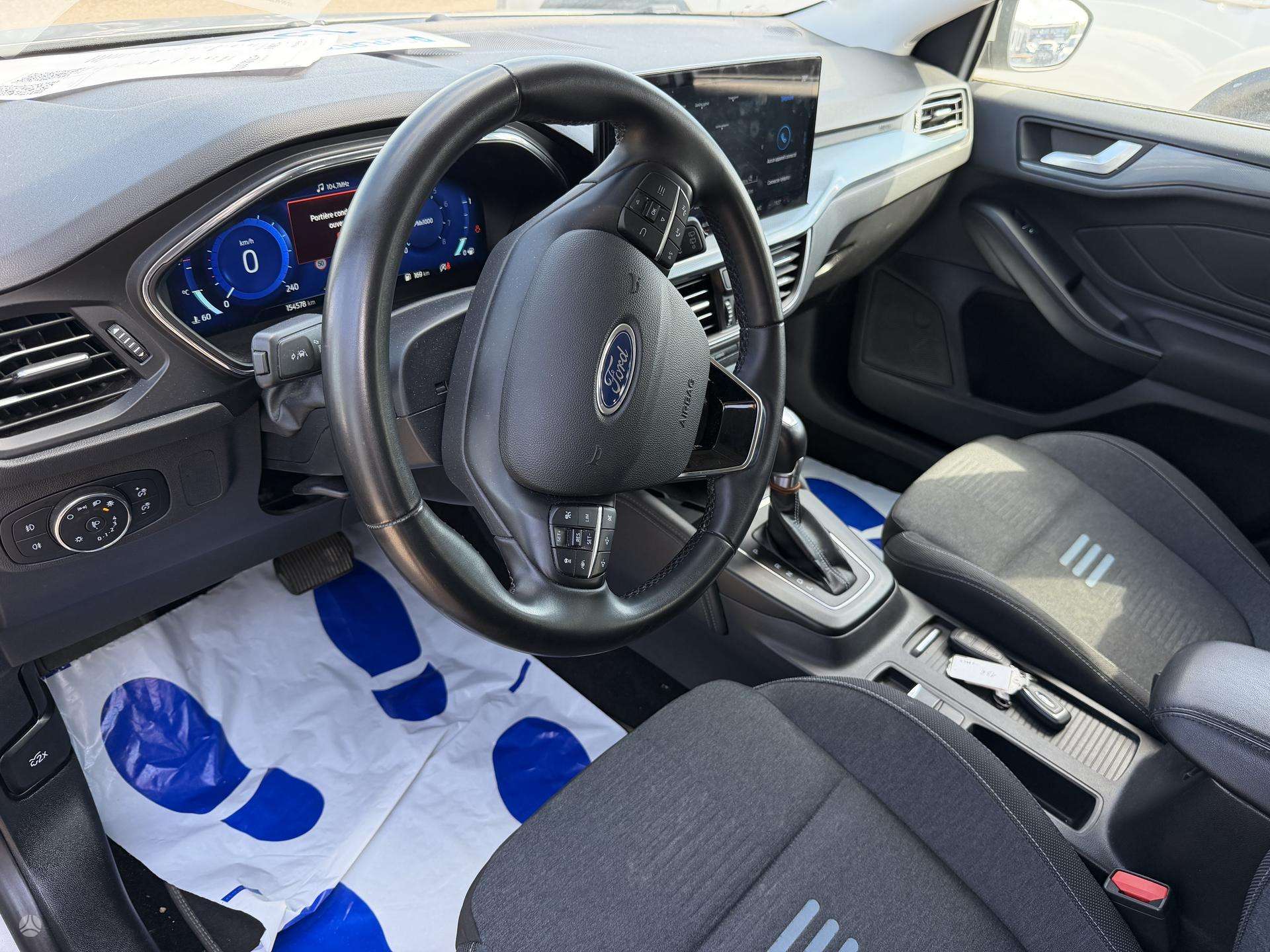 Ford Focus фото 13