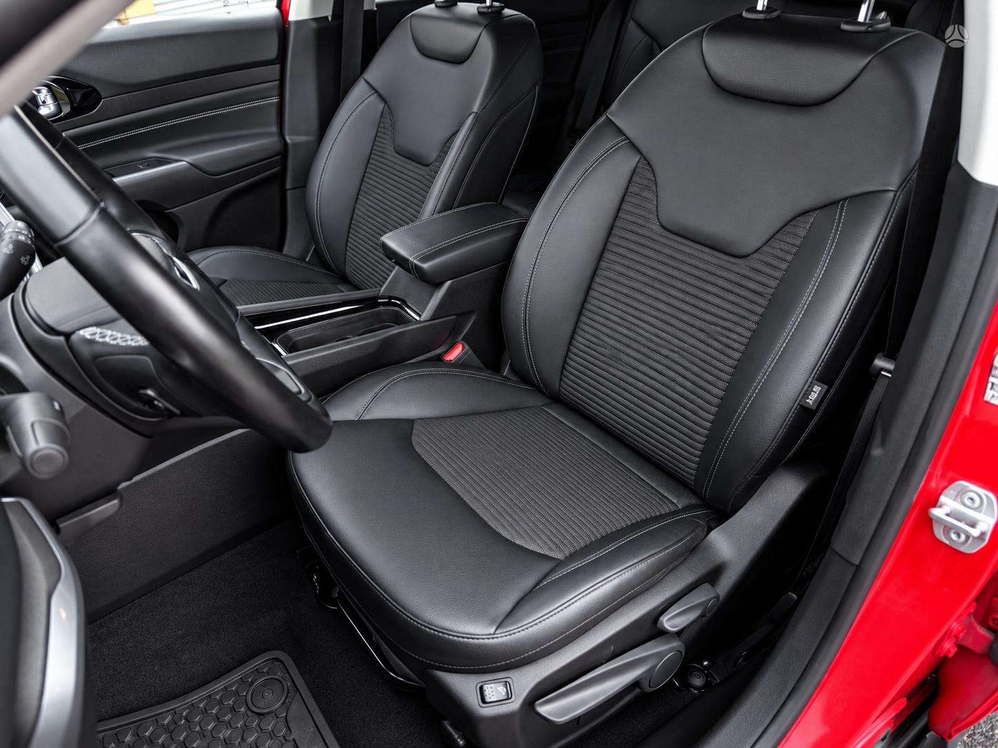 Jeep Compass фото 7