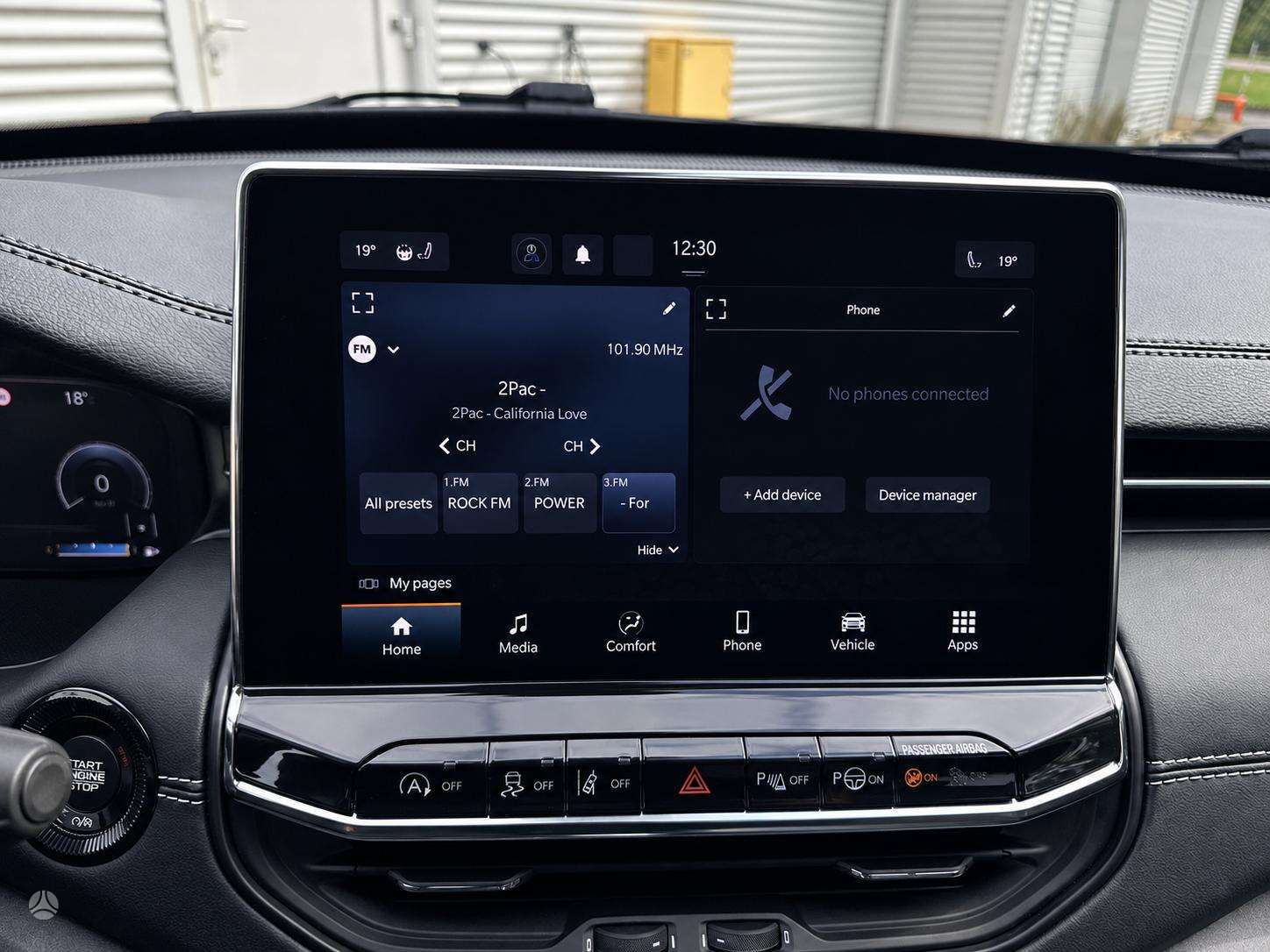 Jeep Compass фото 16