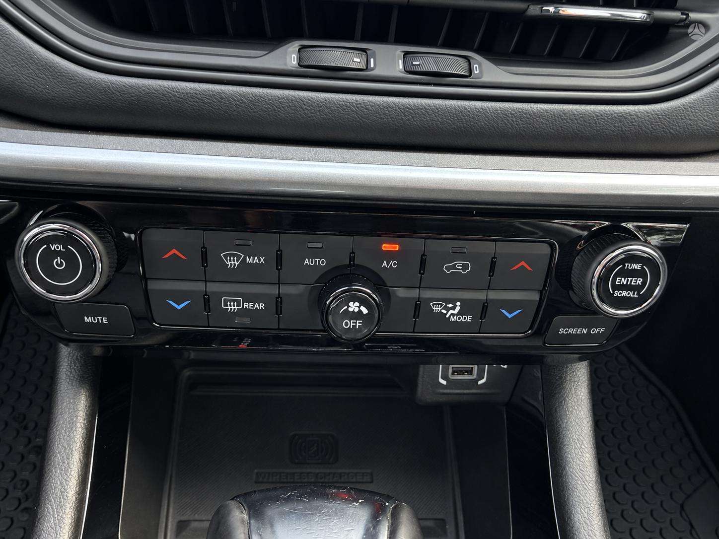 Jeep Compass фото 19
