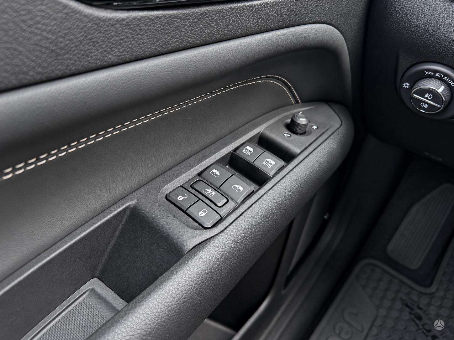 Jeep Compass фото 20