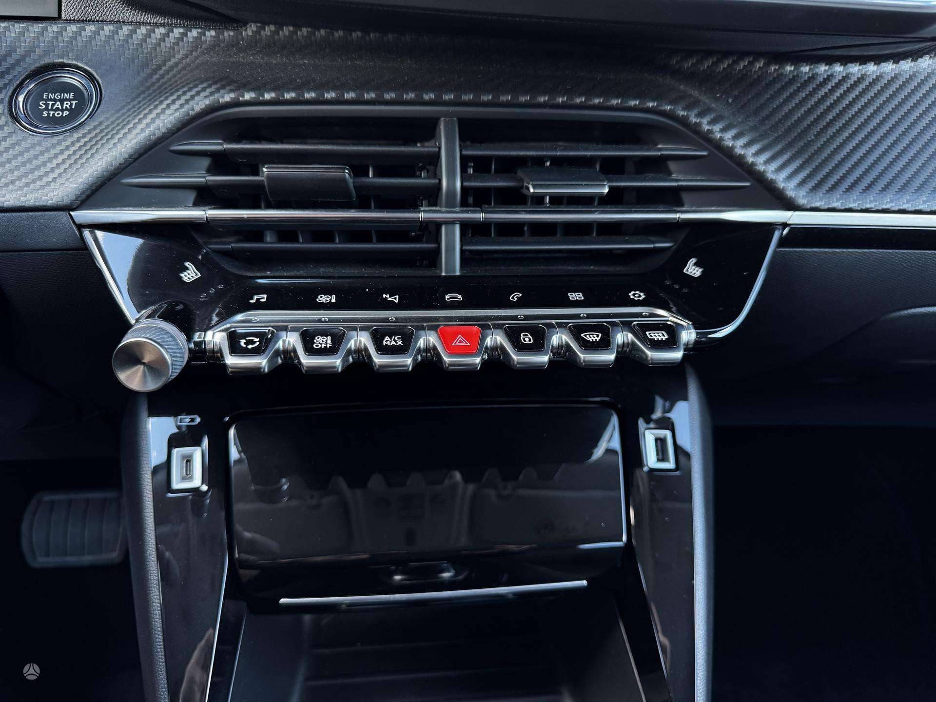 Peugeot 2008 фото 32