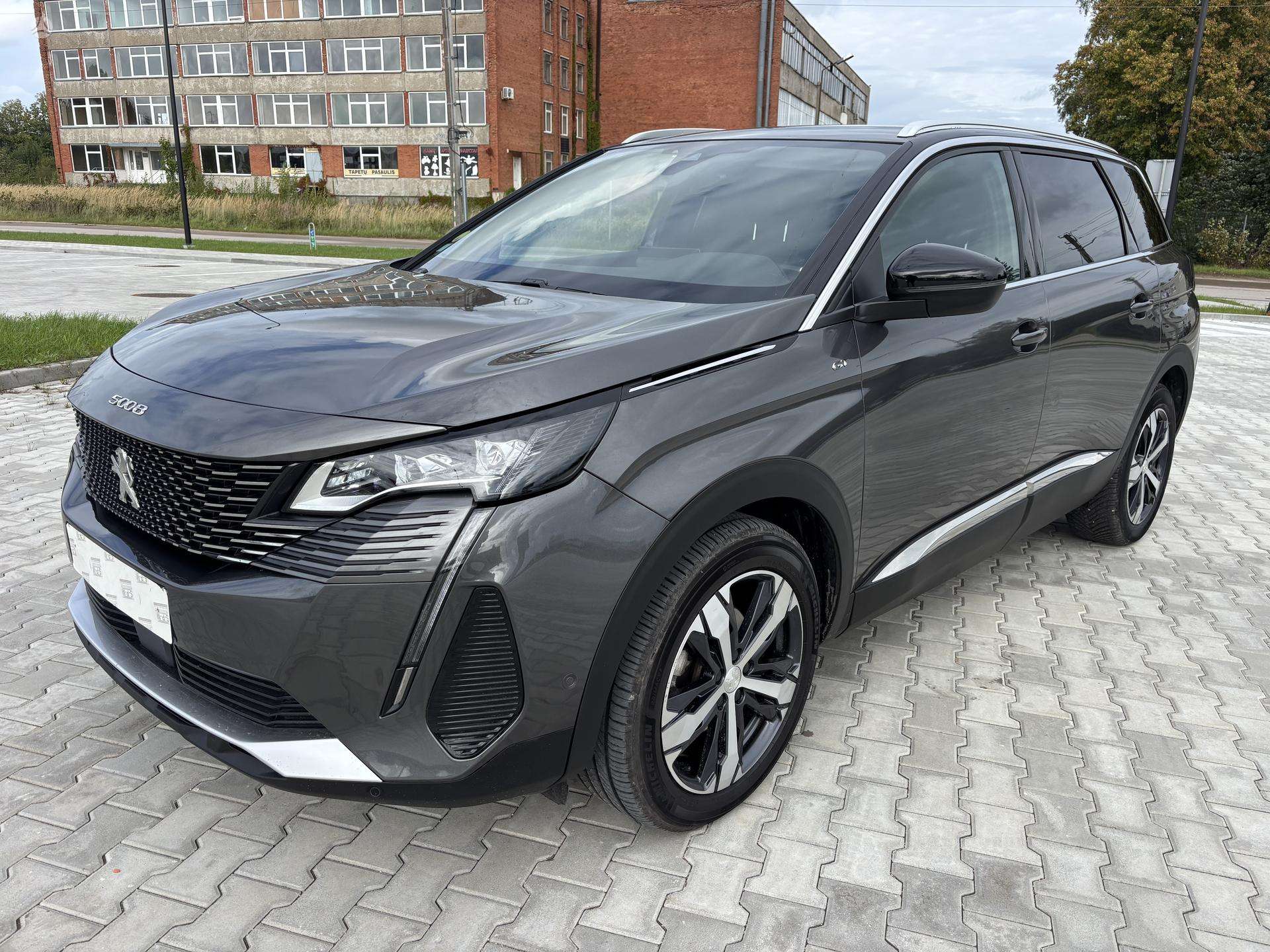Peugeot 5008
