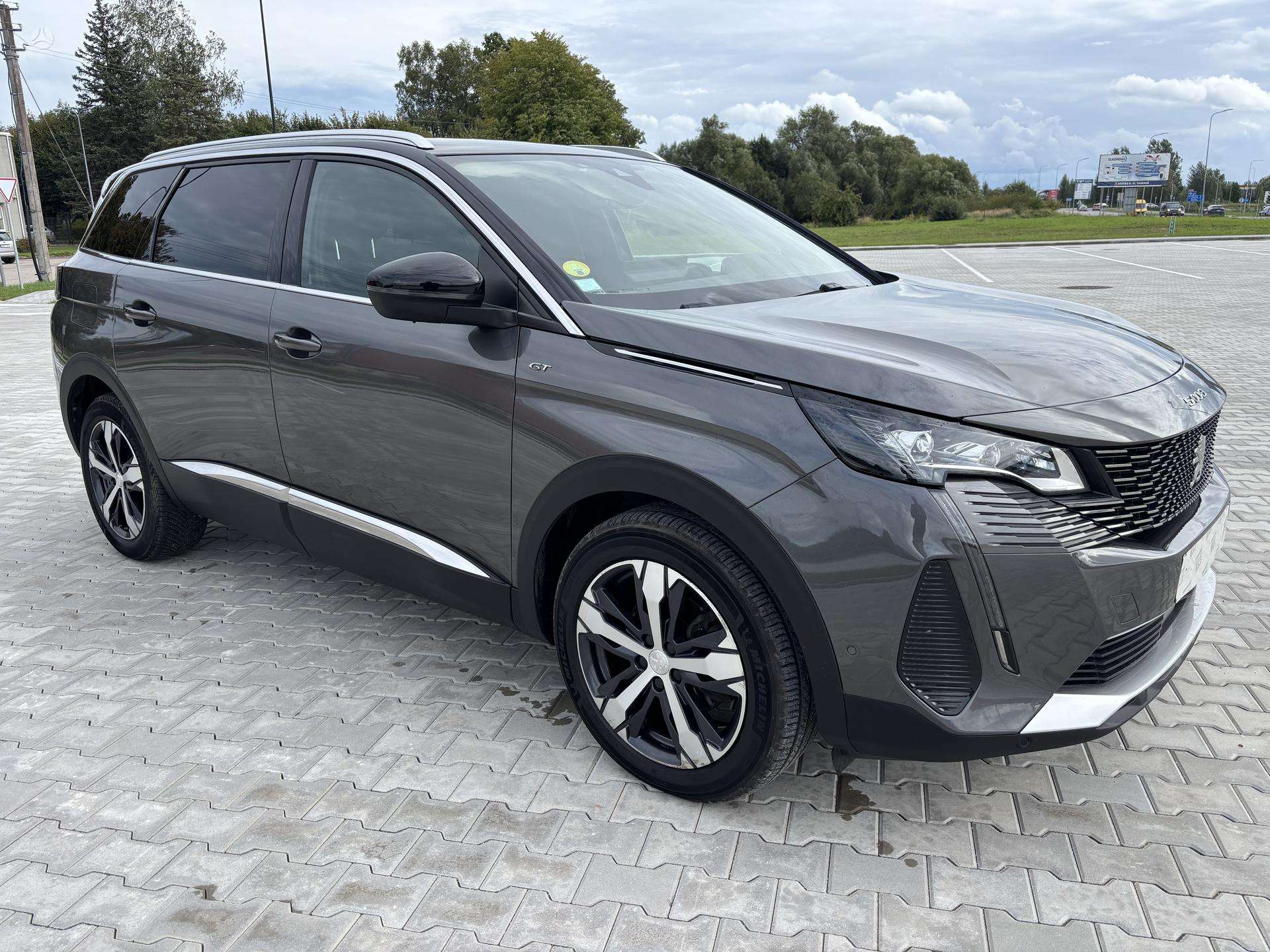 Peugeot 5008 фото 3