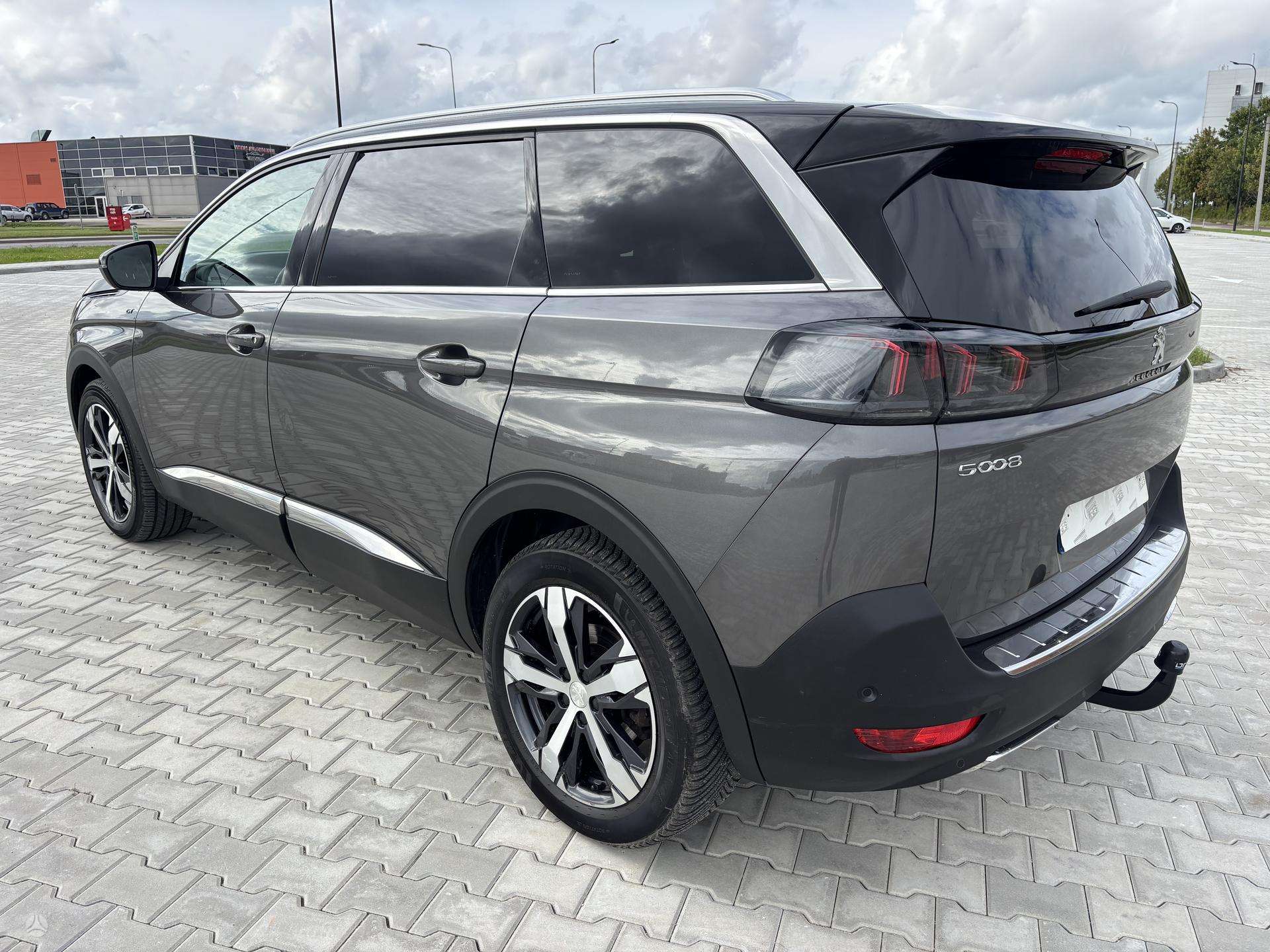 Peugeot 5008 фото 7