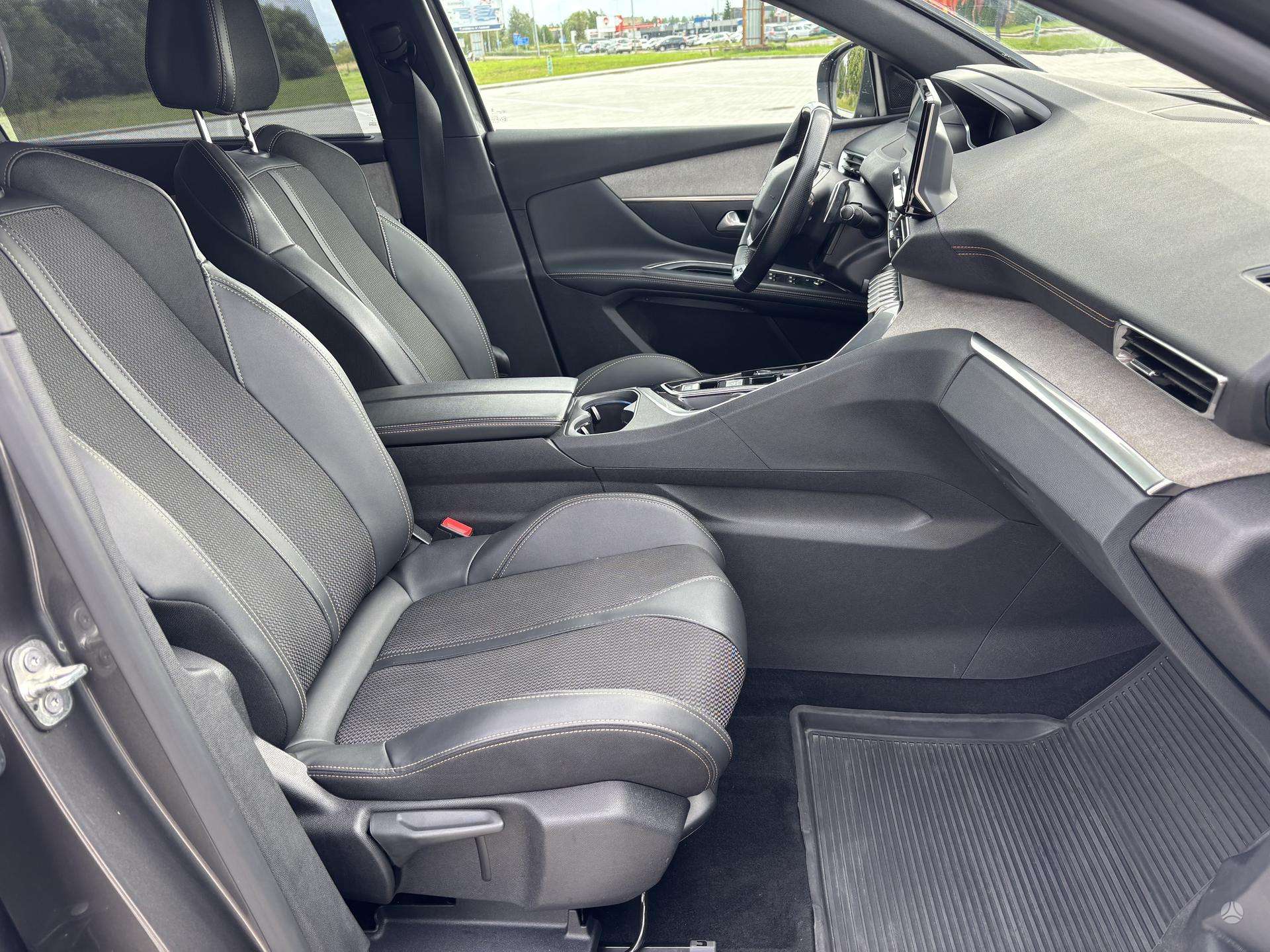 Peugeot 5008 фото 19