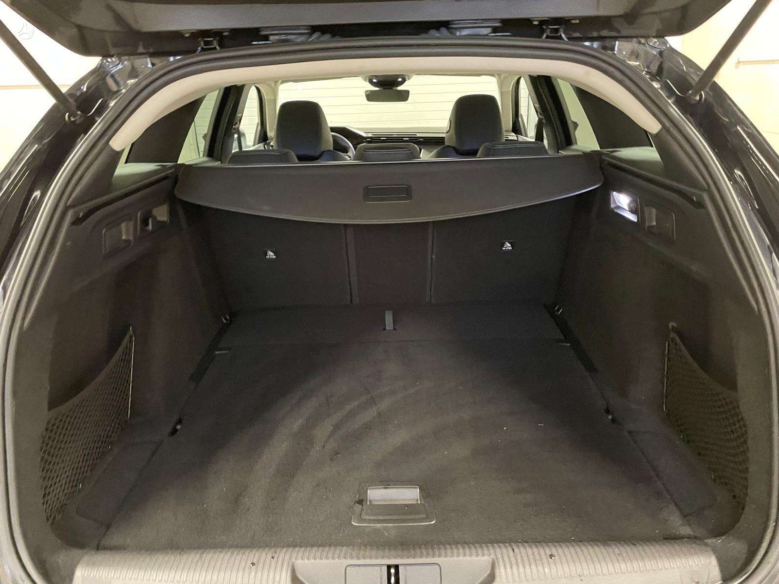 Peugeot 308 фото 14