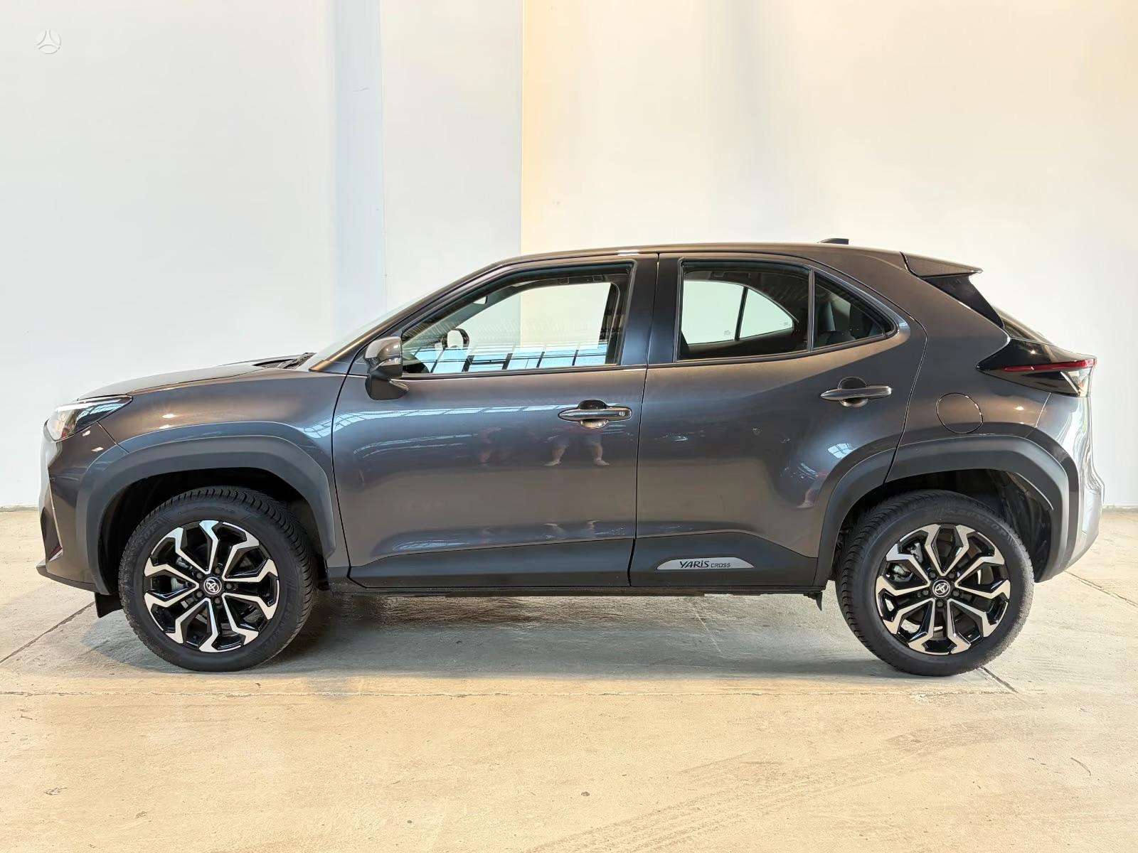 Toyota Yaris Cross фото 6