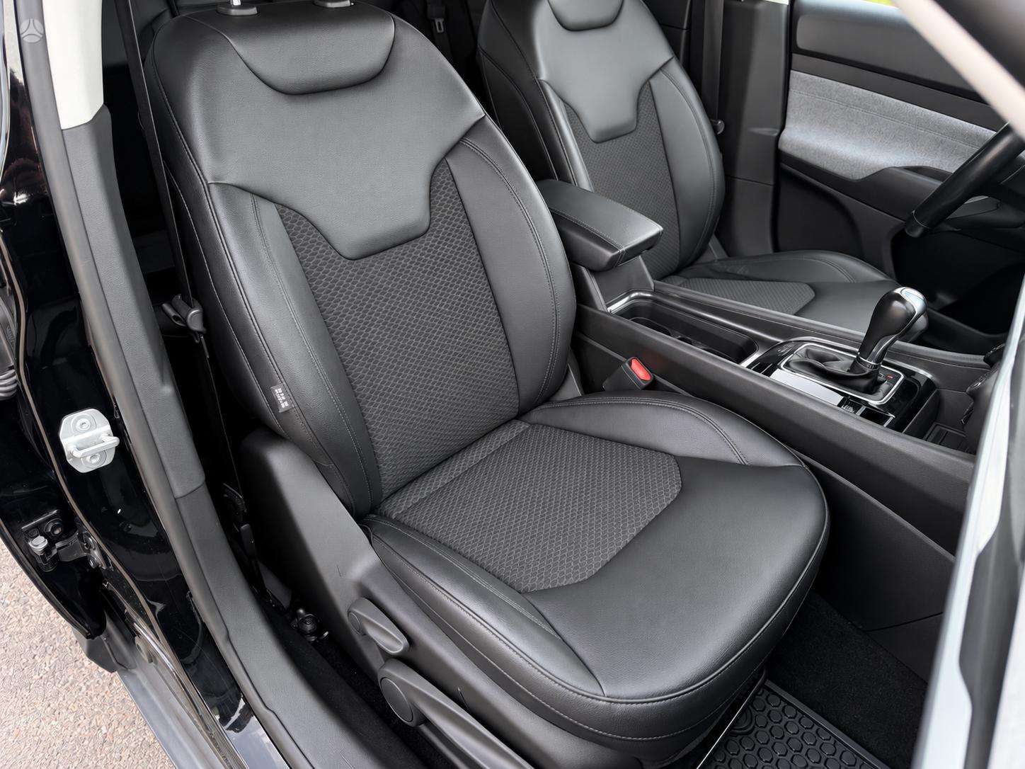 Jeep Compass фото 12
