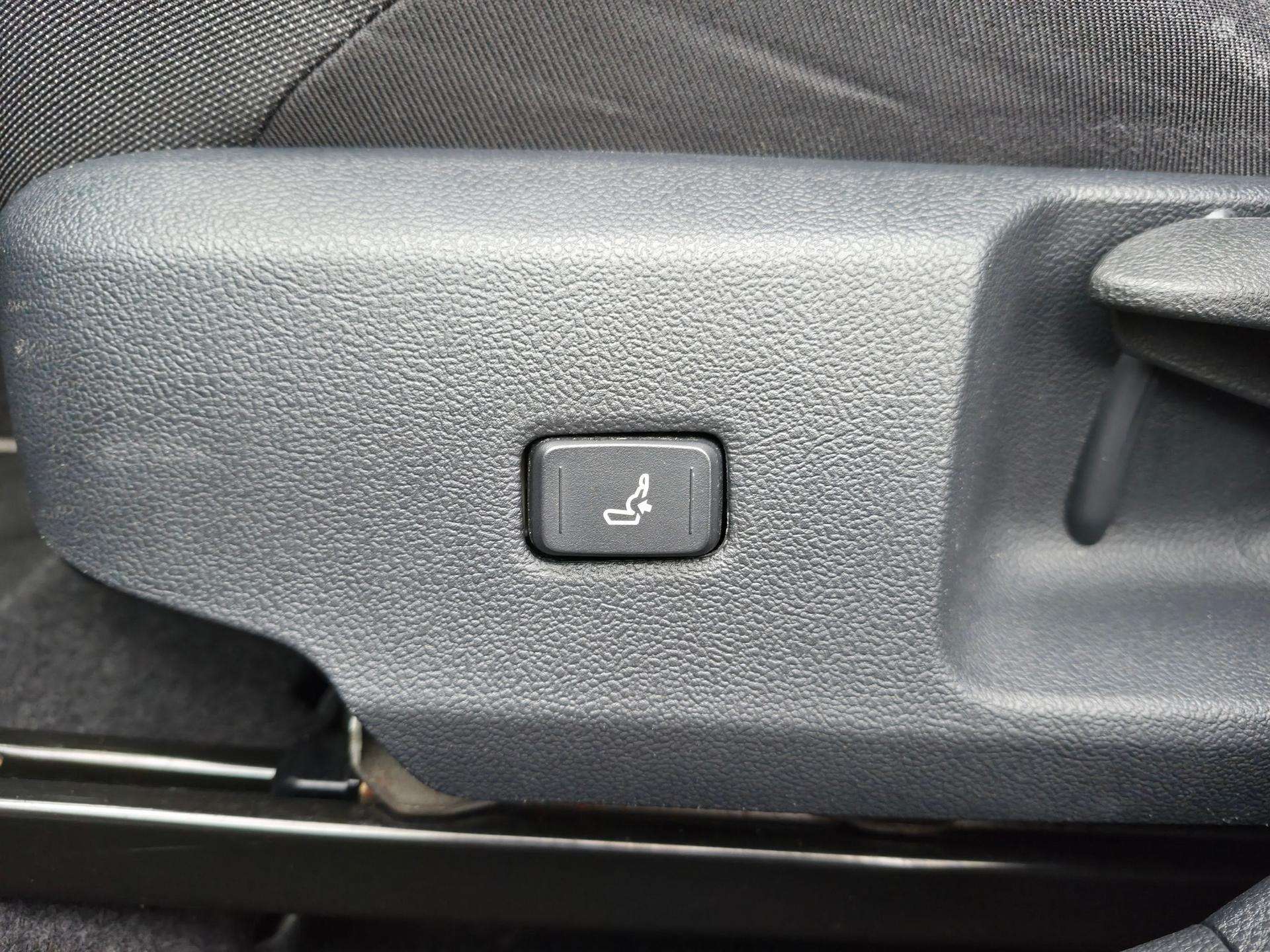 Toyota Corolla фото 10