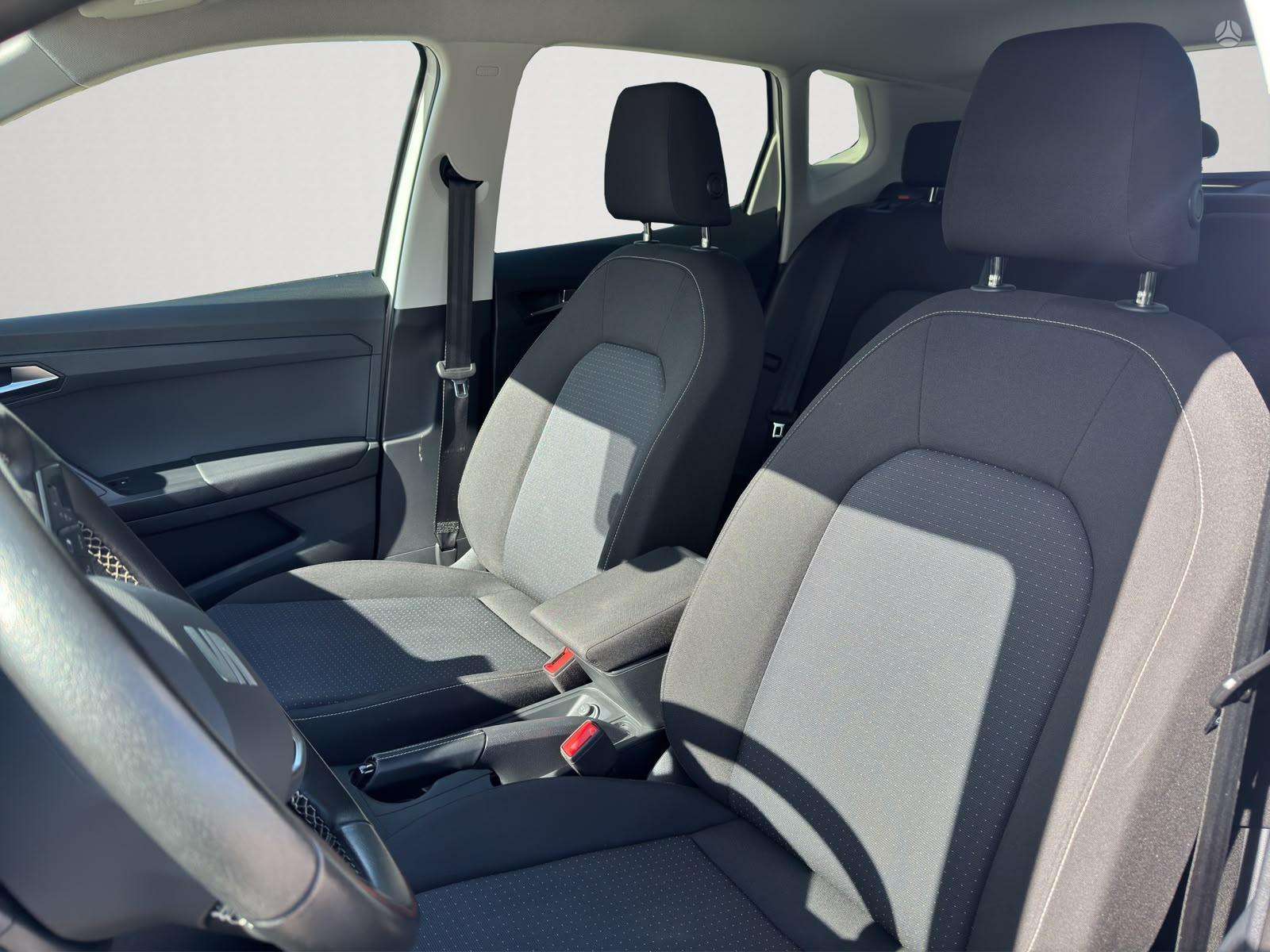 Seat Arona фото 13
