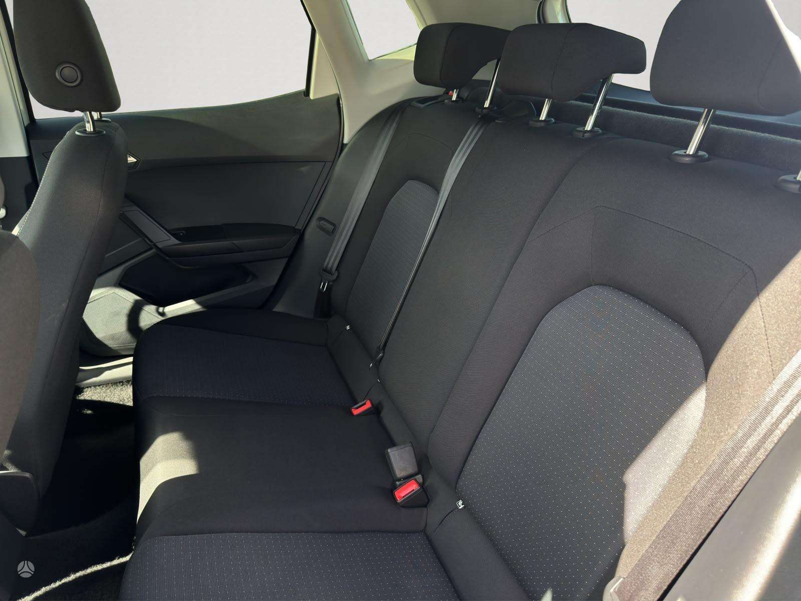 Seat Arona фото 16