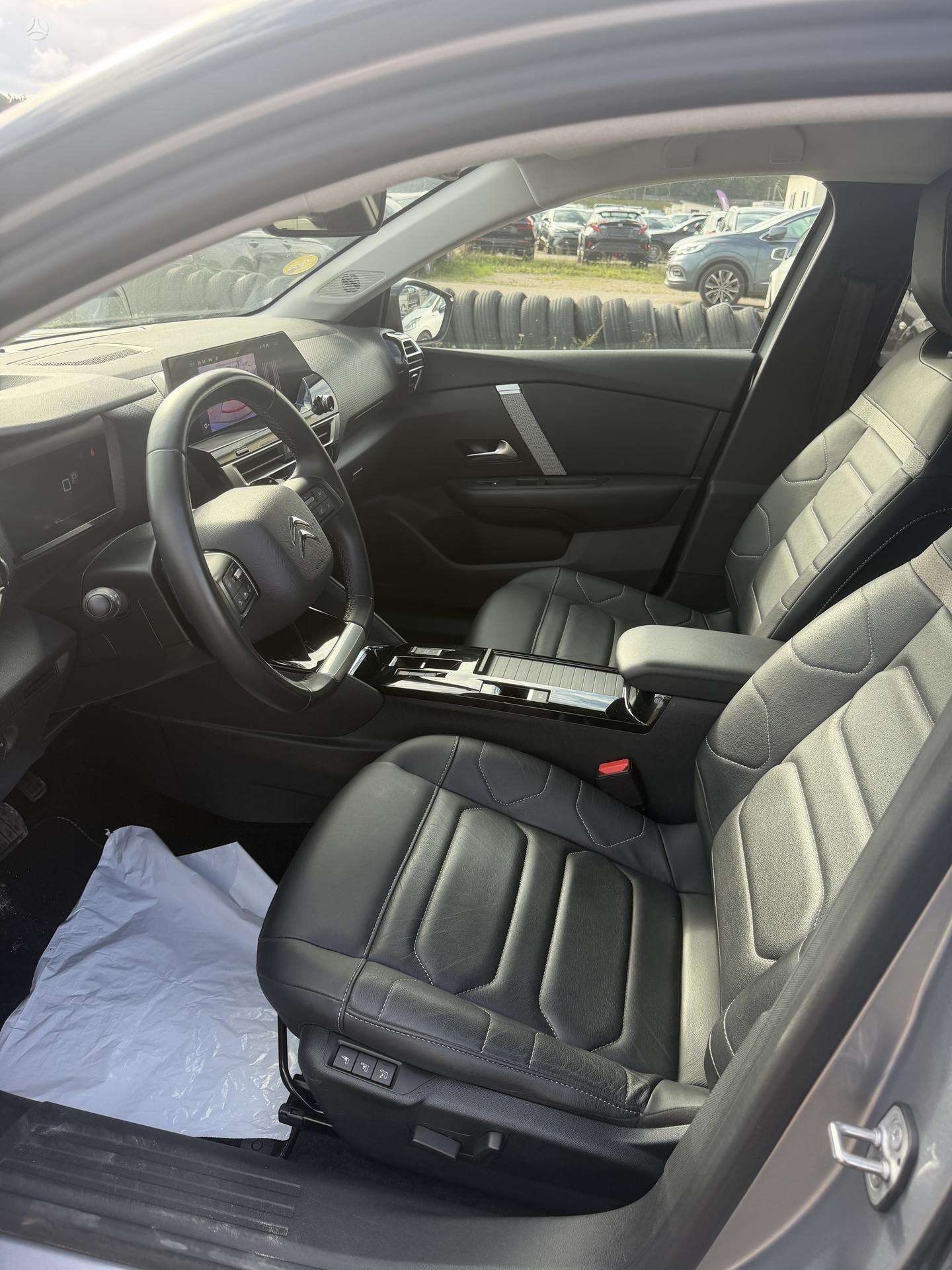 Citroen C4 фото 14