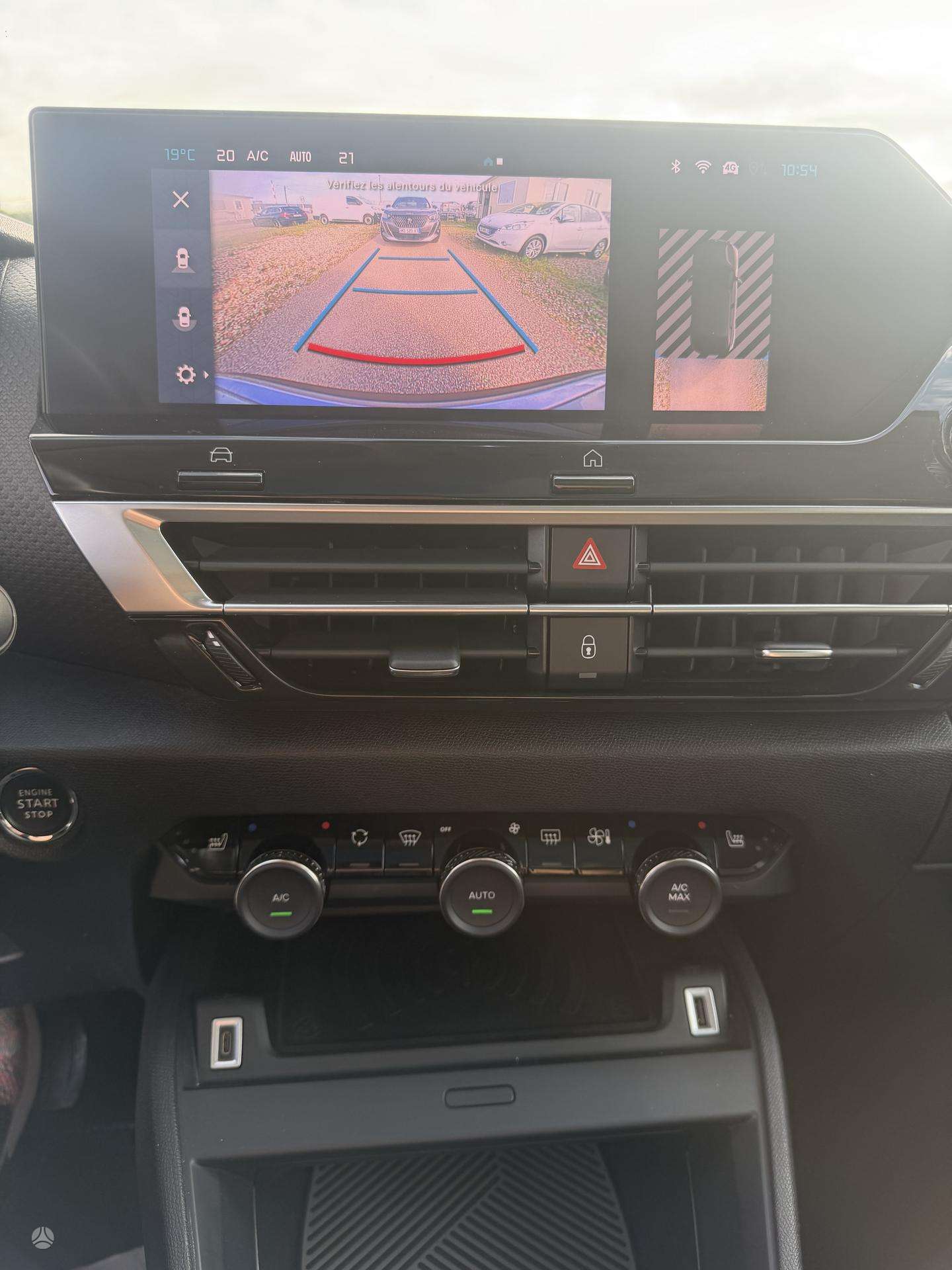 Citroen C4 фото 19