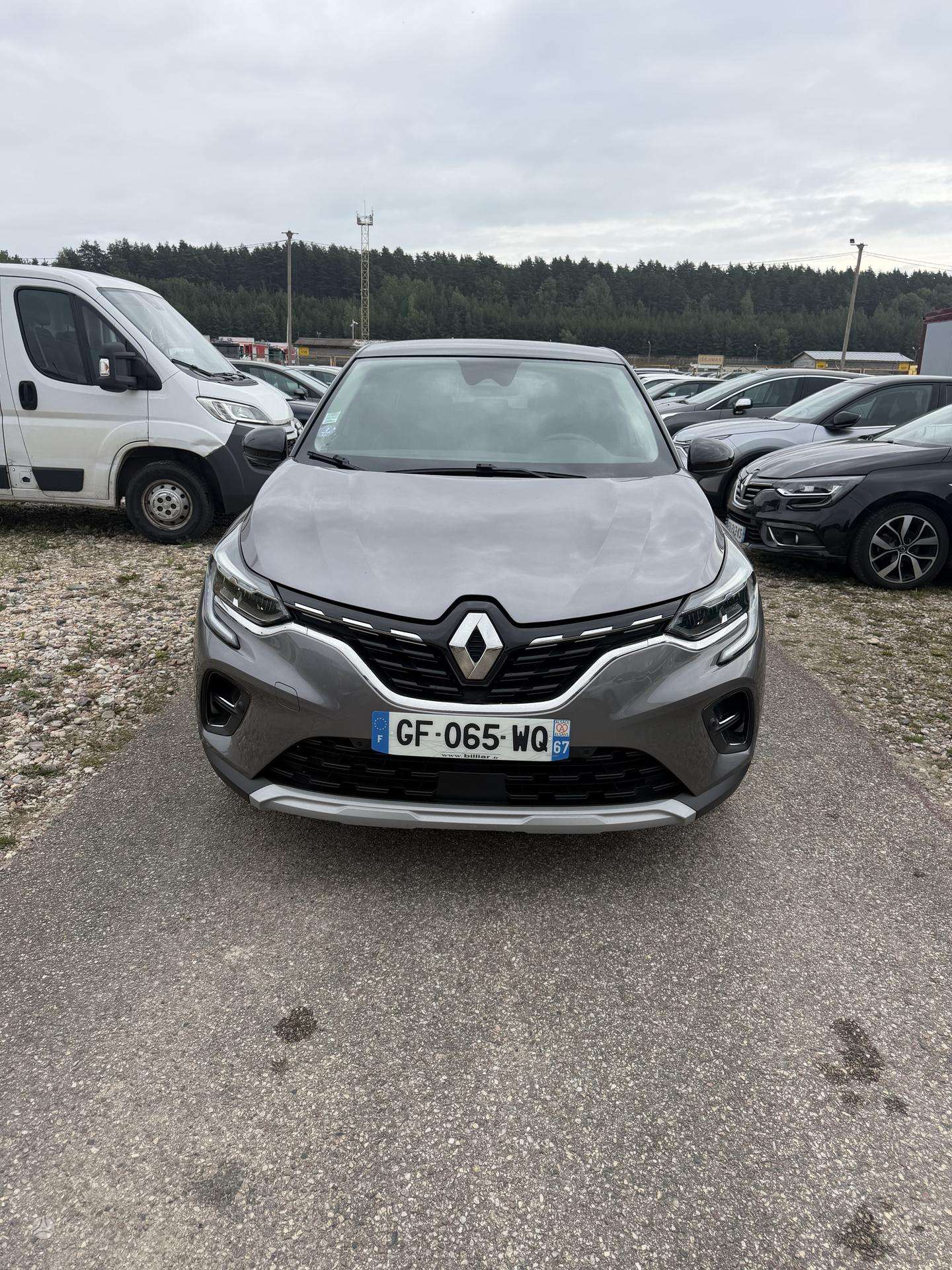 Renault Captur фото 2