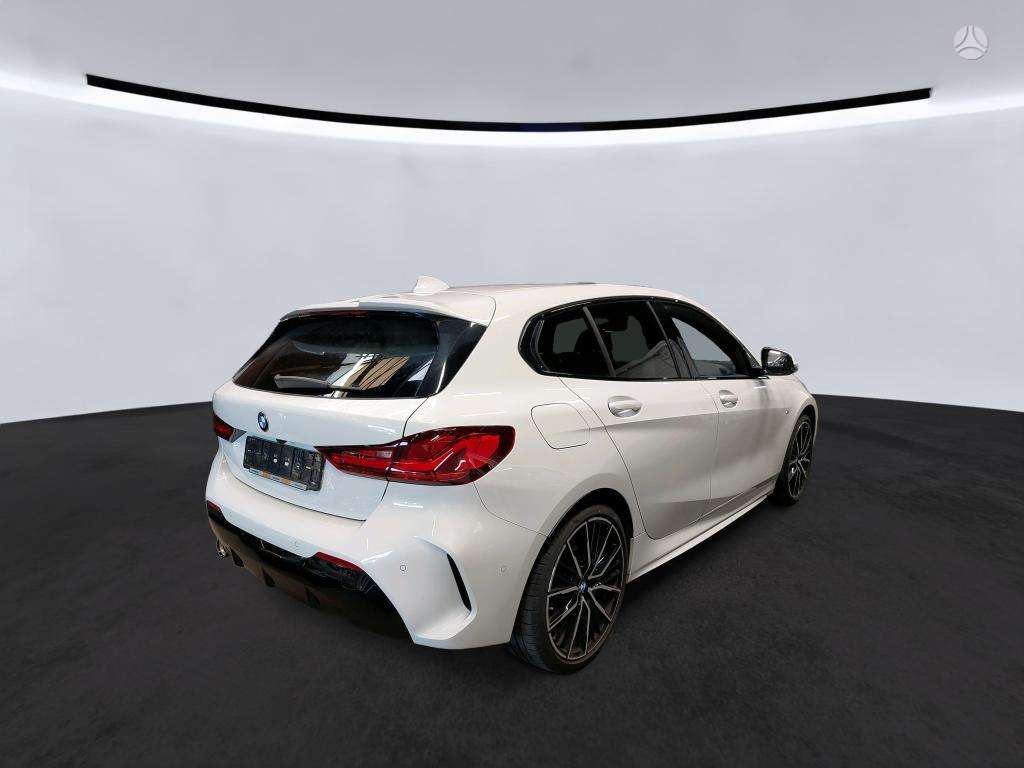 BMW 118 фото 2