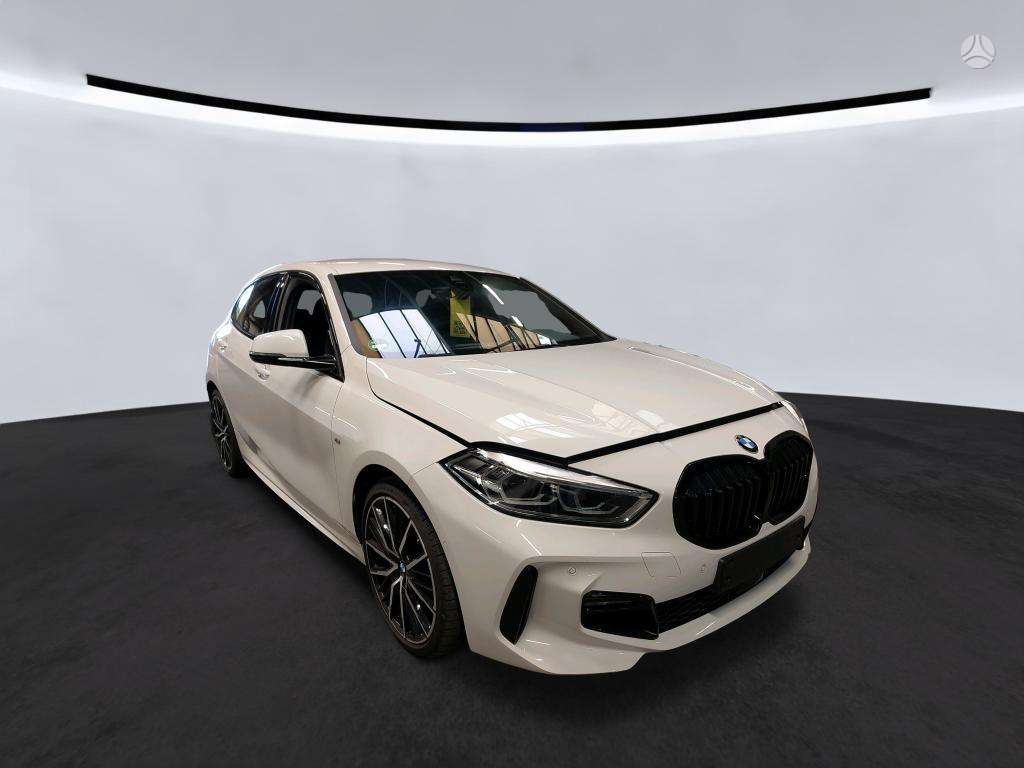 BMW 118 фото 3
