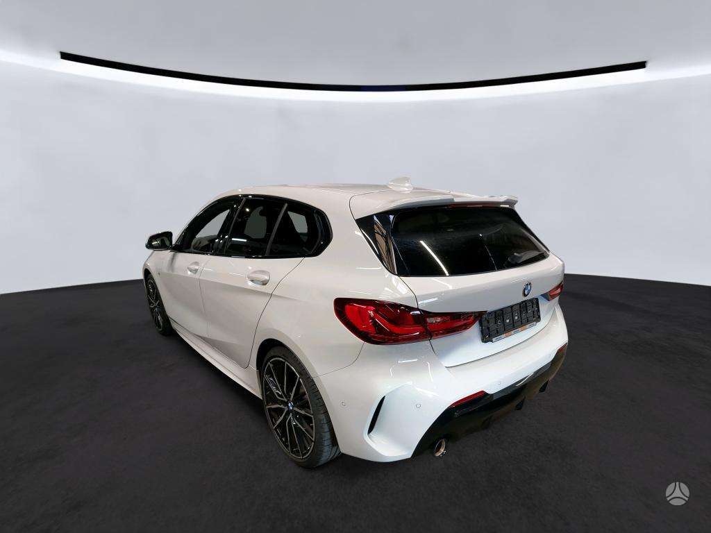 BMW 118 фото 4