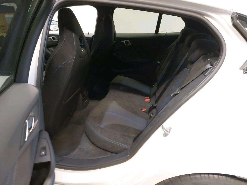 BMW 118 фото 10