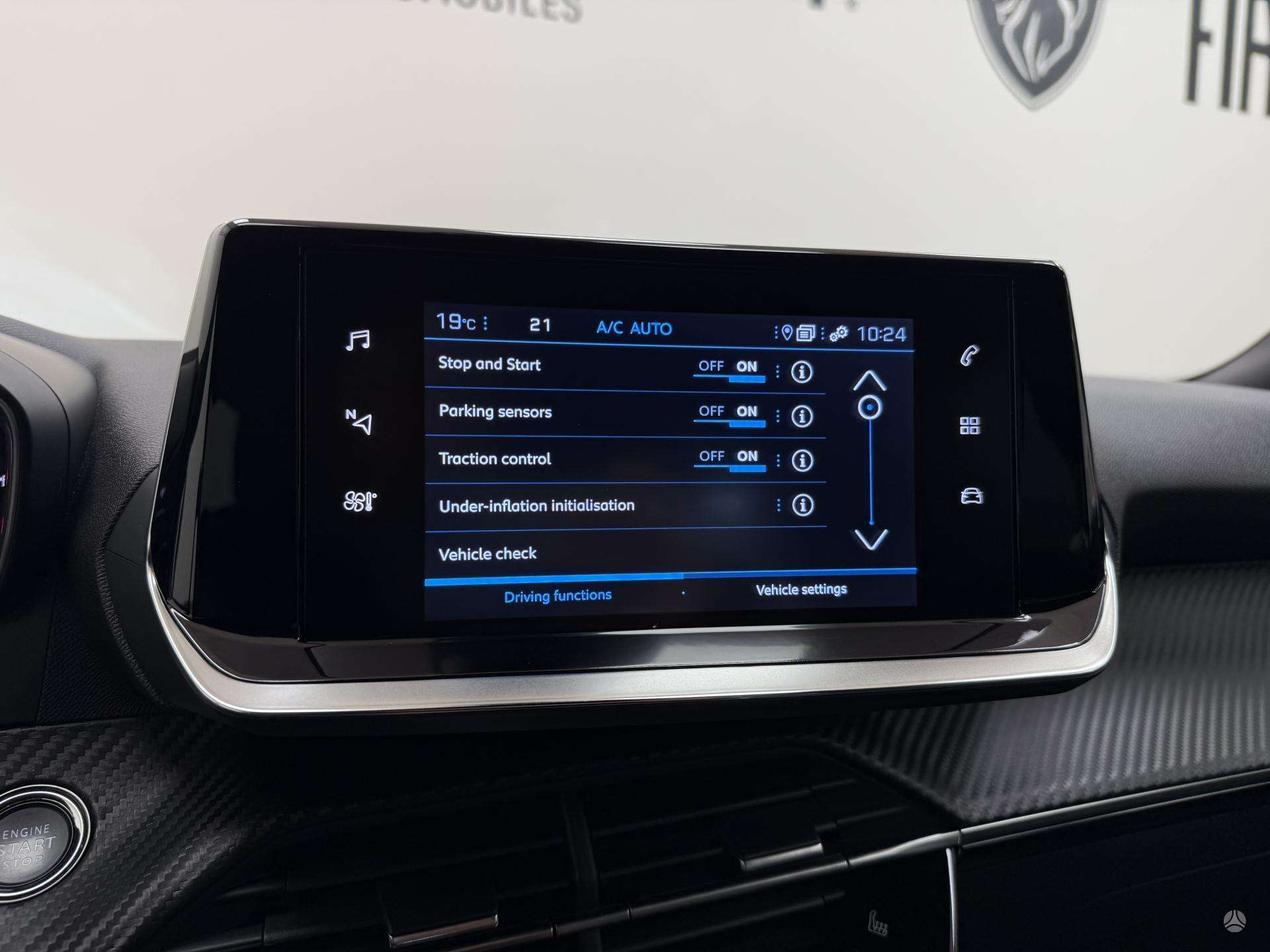 Peugeot 2008 фото 20