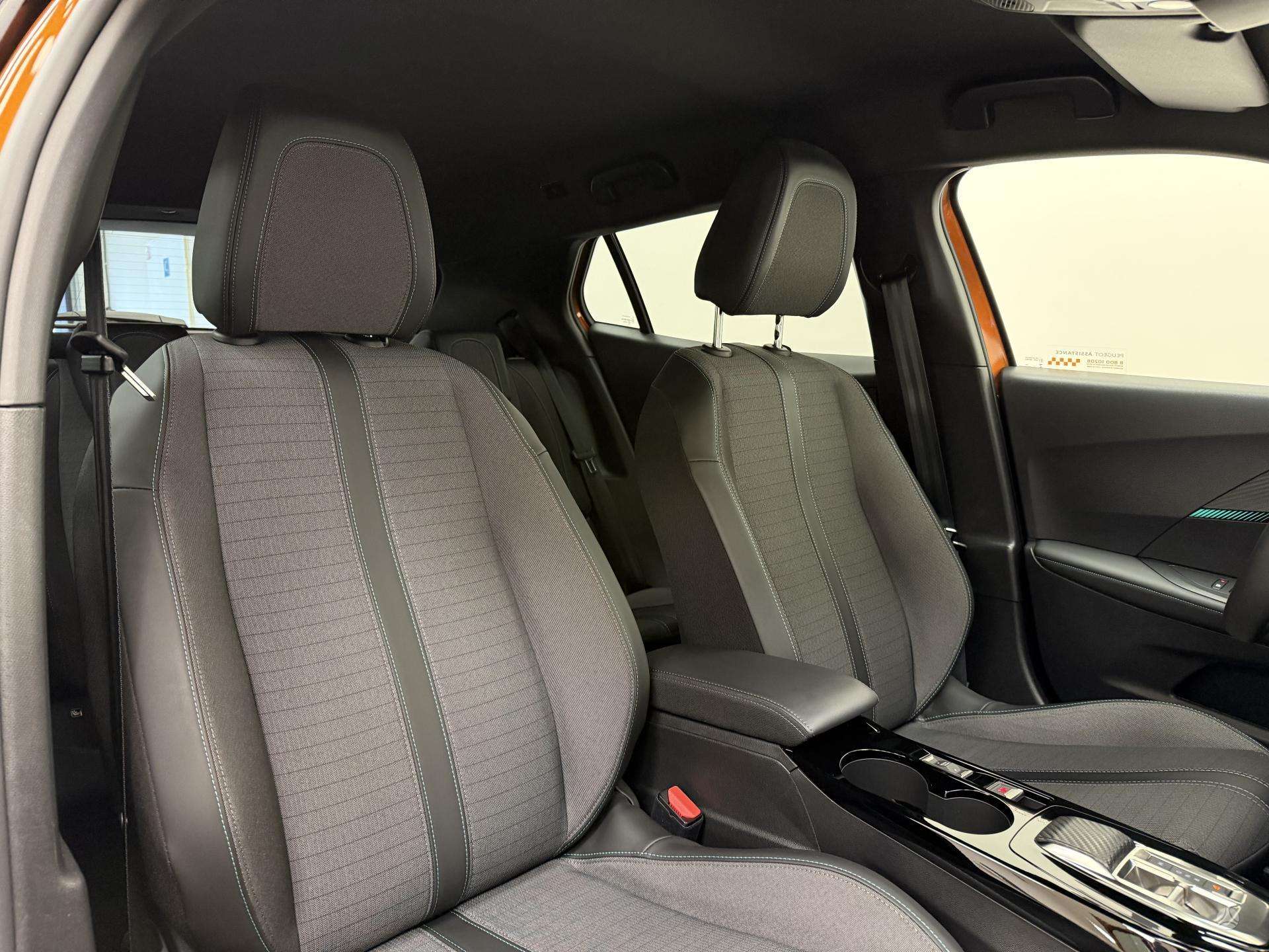 Peugeot 2008 фото 24