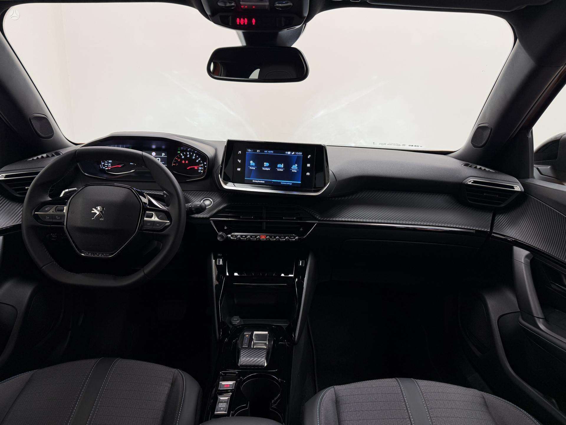 Peugeot 2008 фото 27
