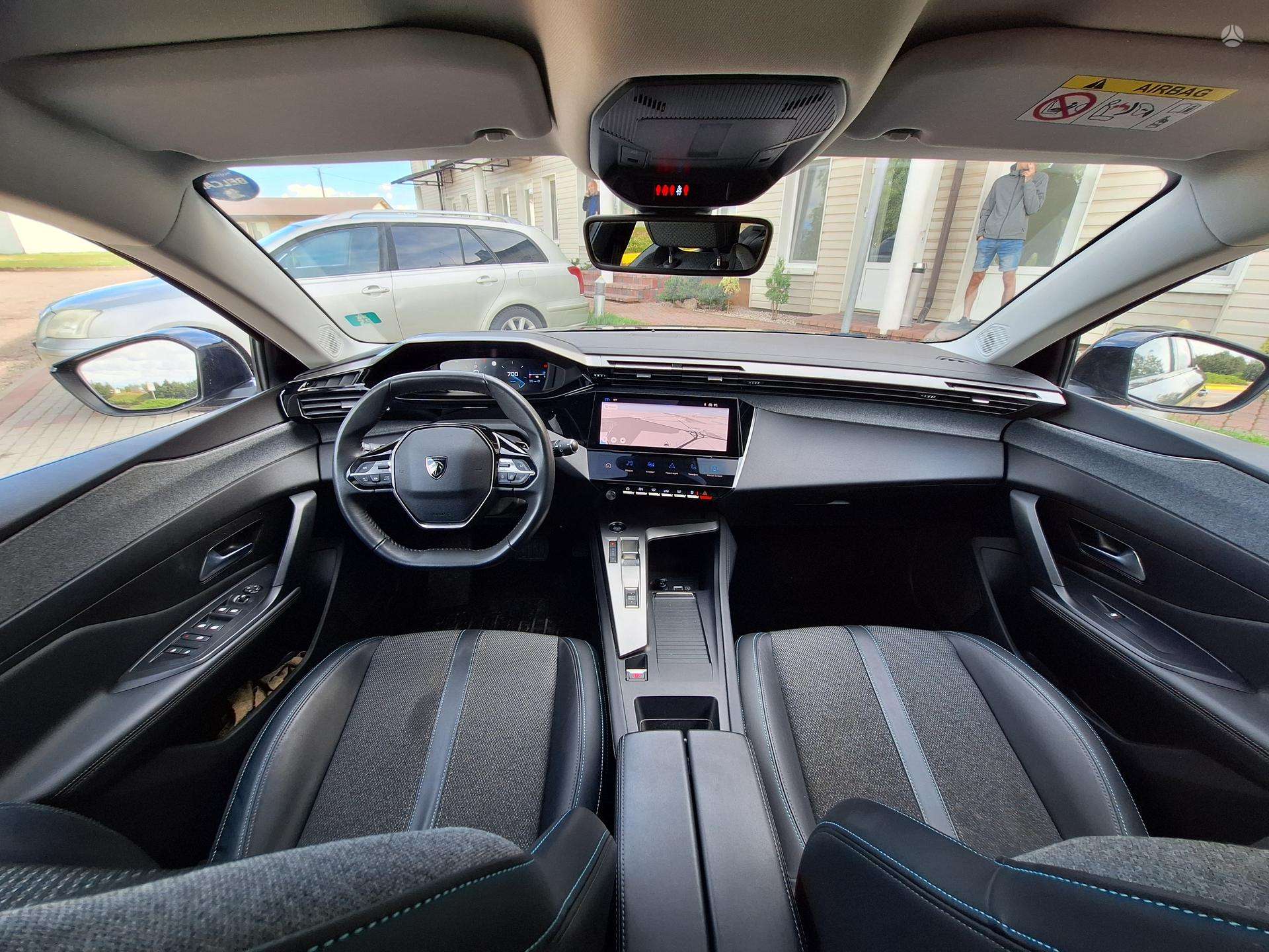 Peugeot 308 фото 15