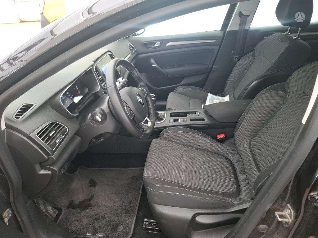 Renault Megane фото 9