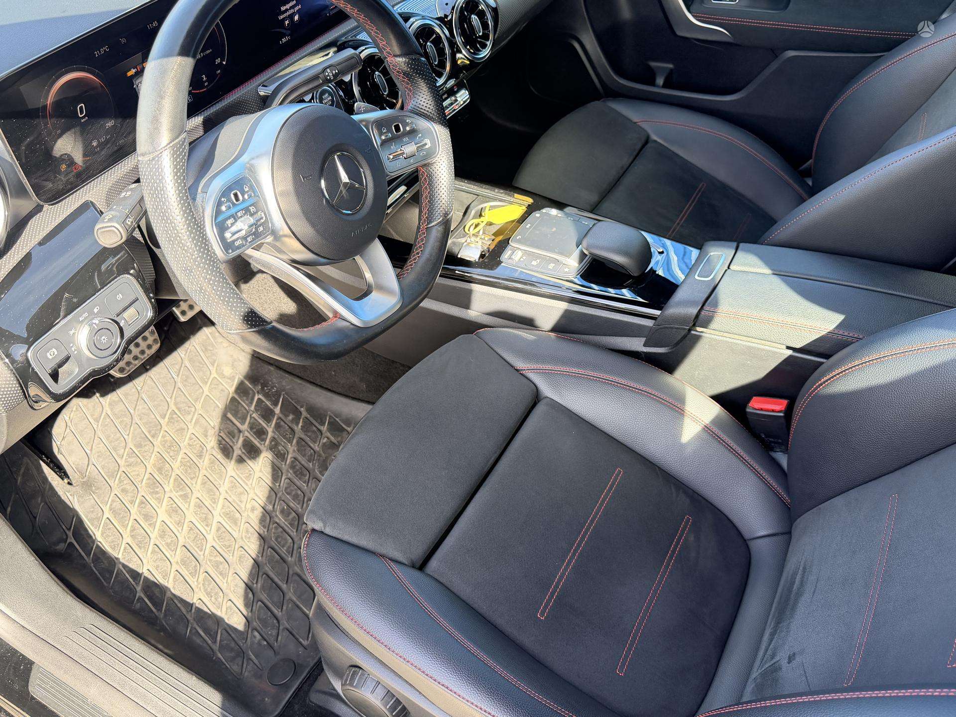 Mercedes-Benz A180 фото 9