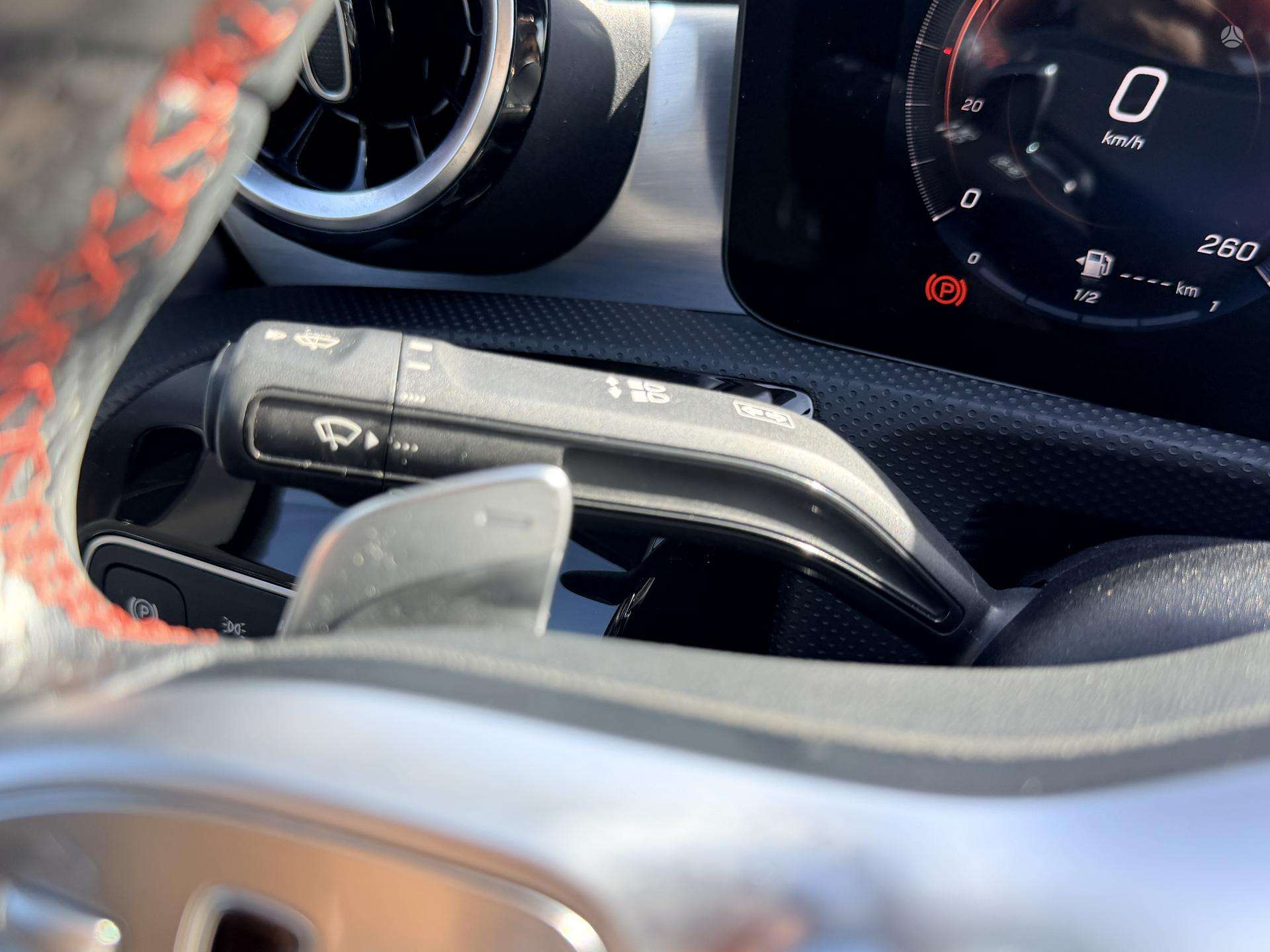 Mercedes-Benz A180 фото 23