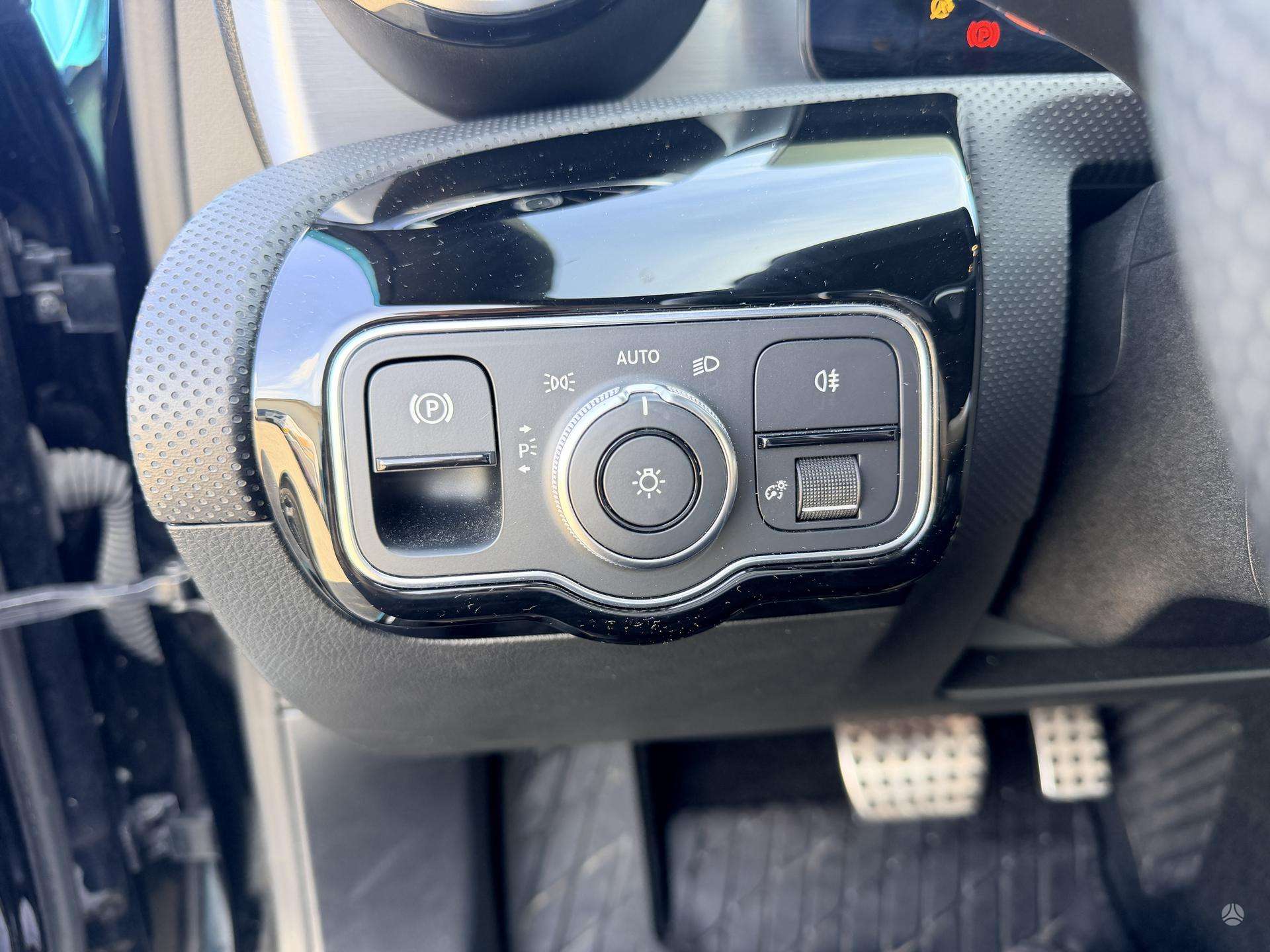 Mercedes-Benz A180 фото 25