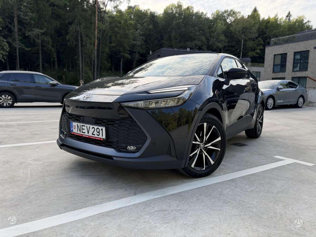 Toyota C-HR фото 6