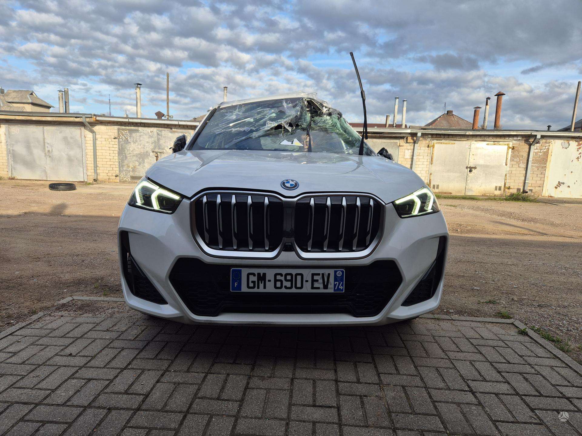 BMW X1 фото 2