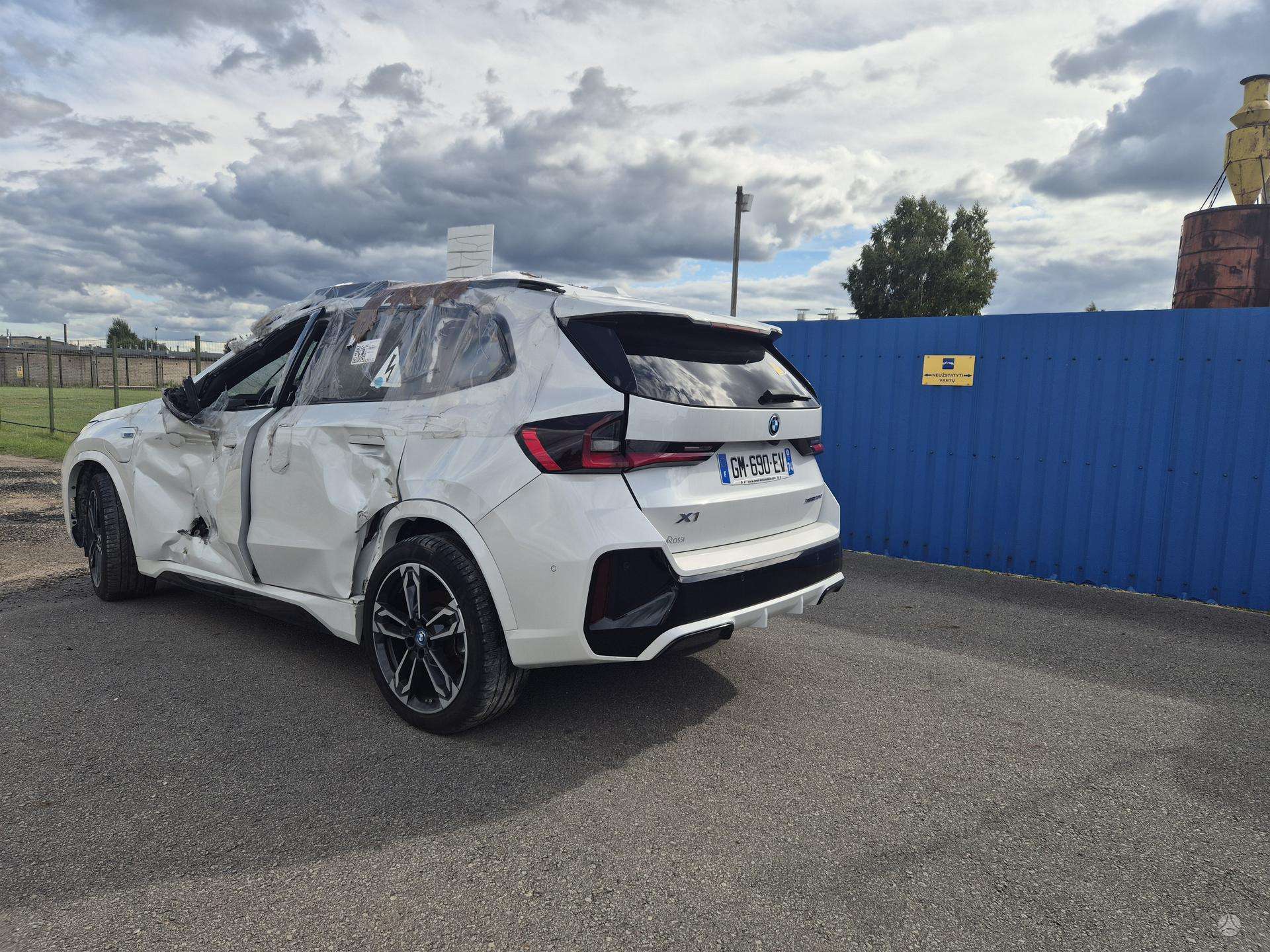 BMW X1 фото 5